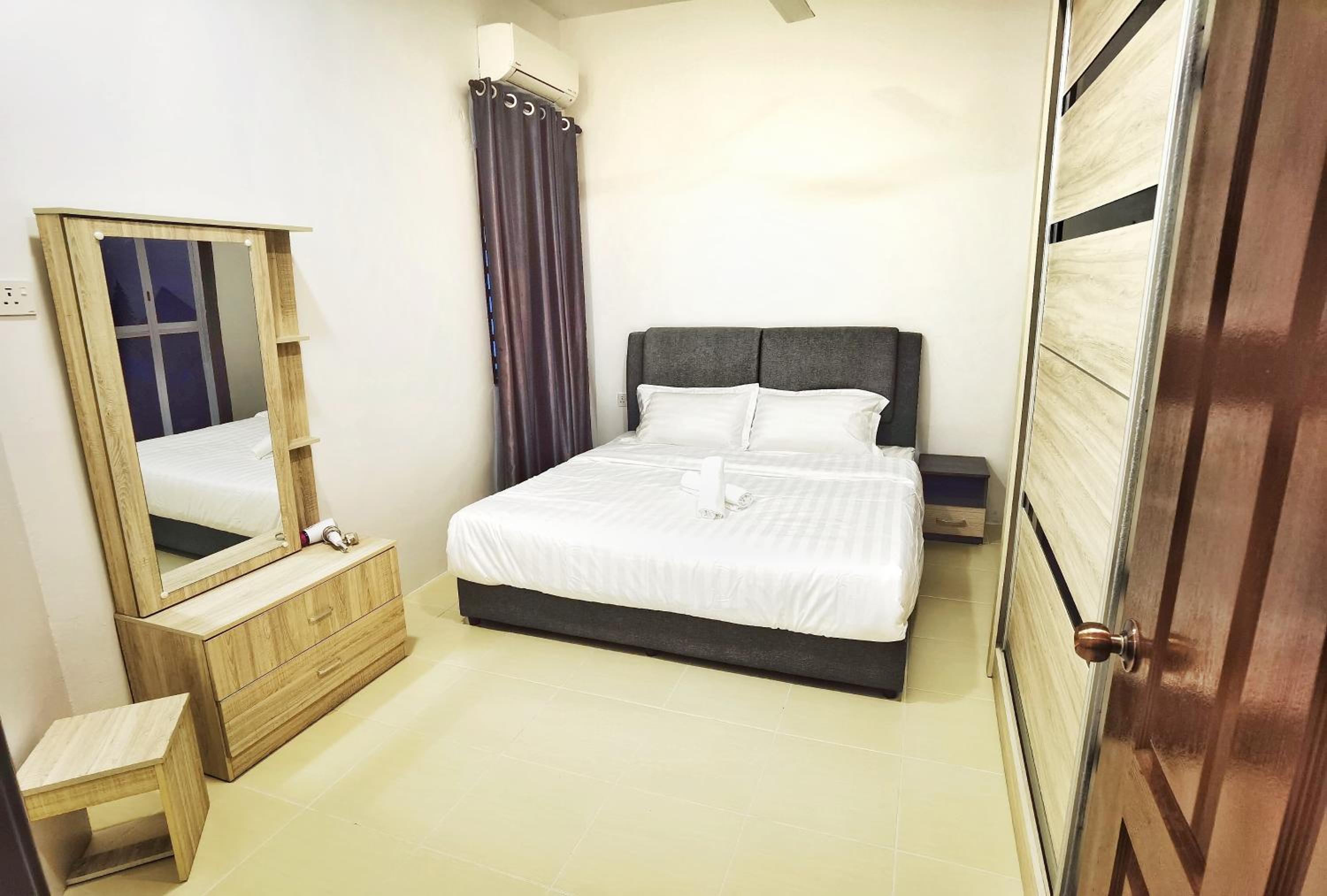 Ipoh County Valentine Sweet Home by ONE LIFE FOUR SEASON GUESTHOUSE photo 4