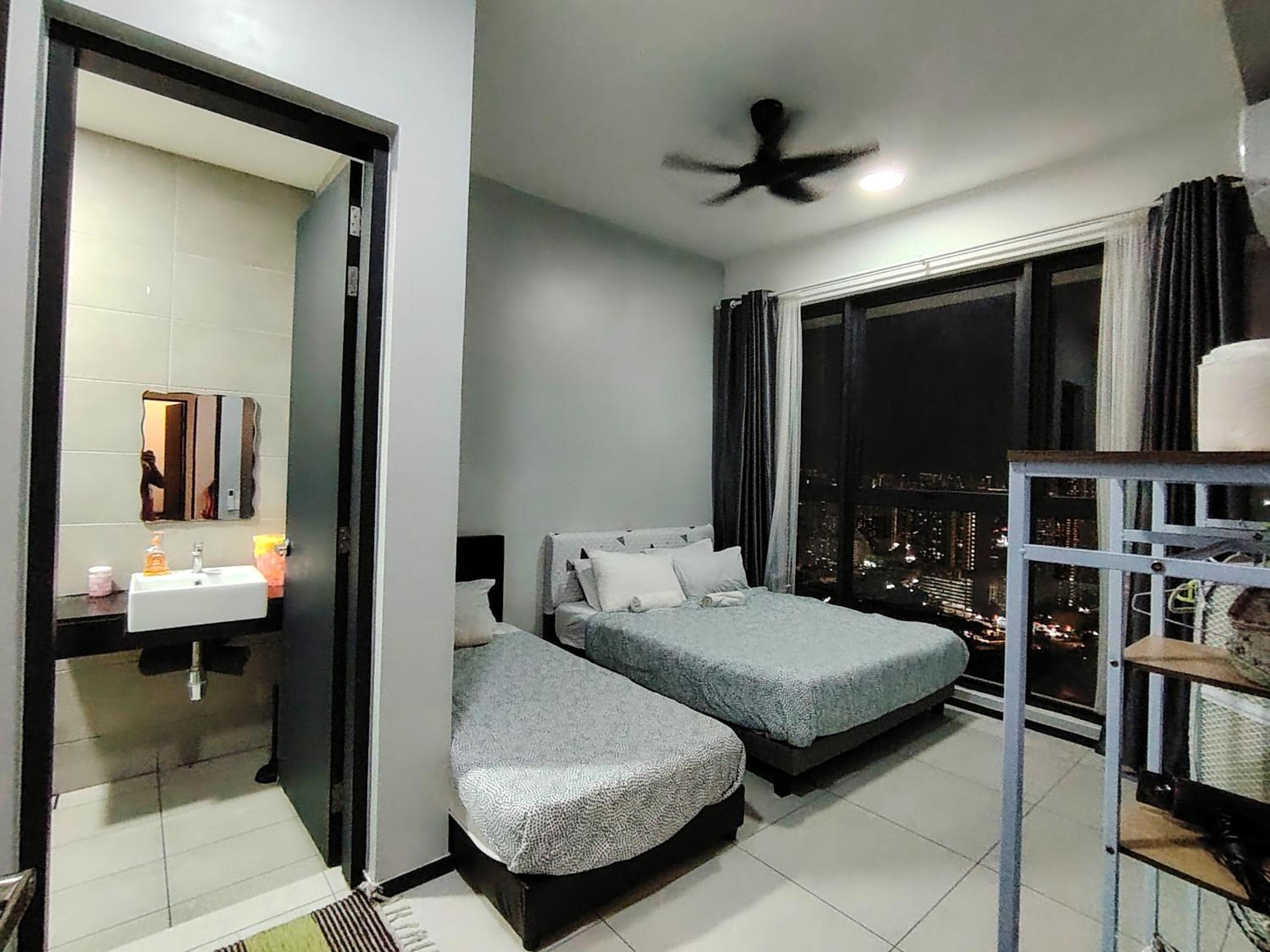 Sea&City View Condo In Georgetown 3BR-10PAX photo 2