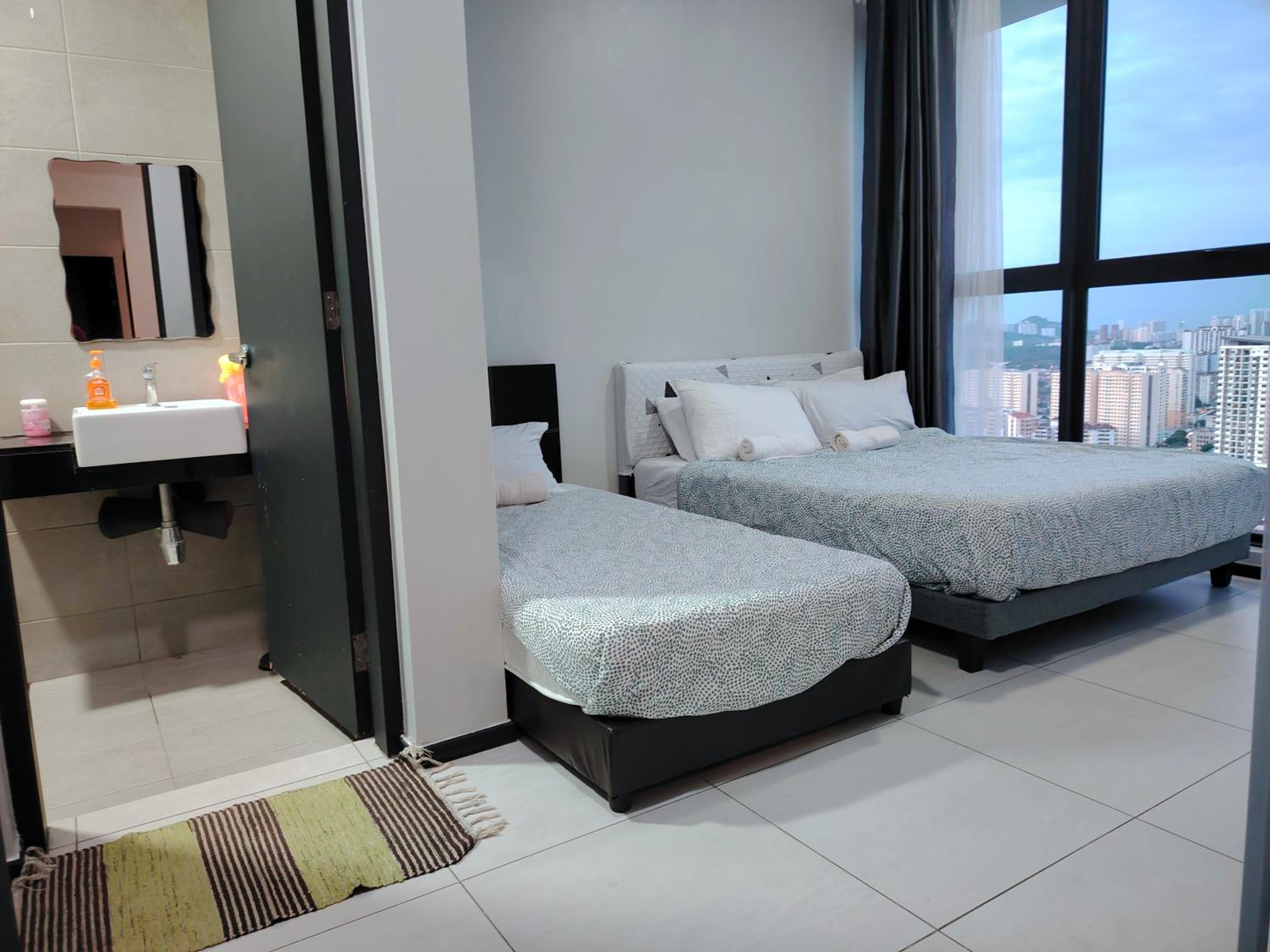 Sea&City View Condo In Georgetown 3BR-10PAX photo 6
