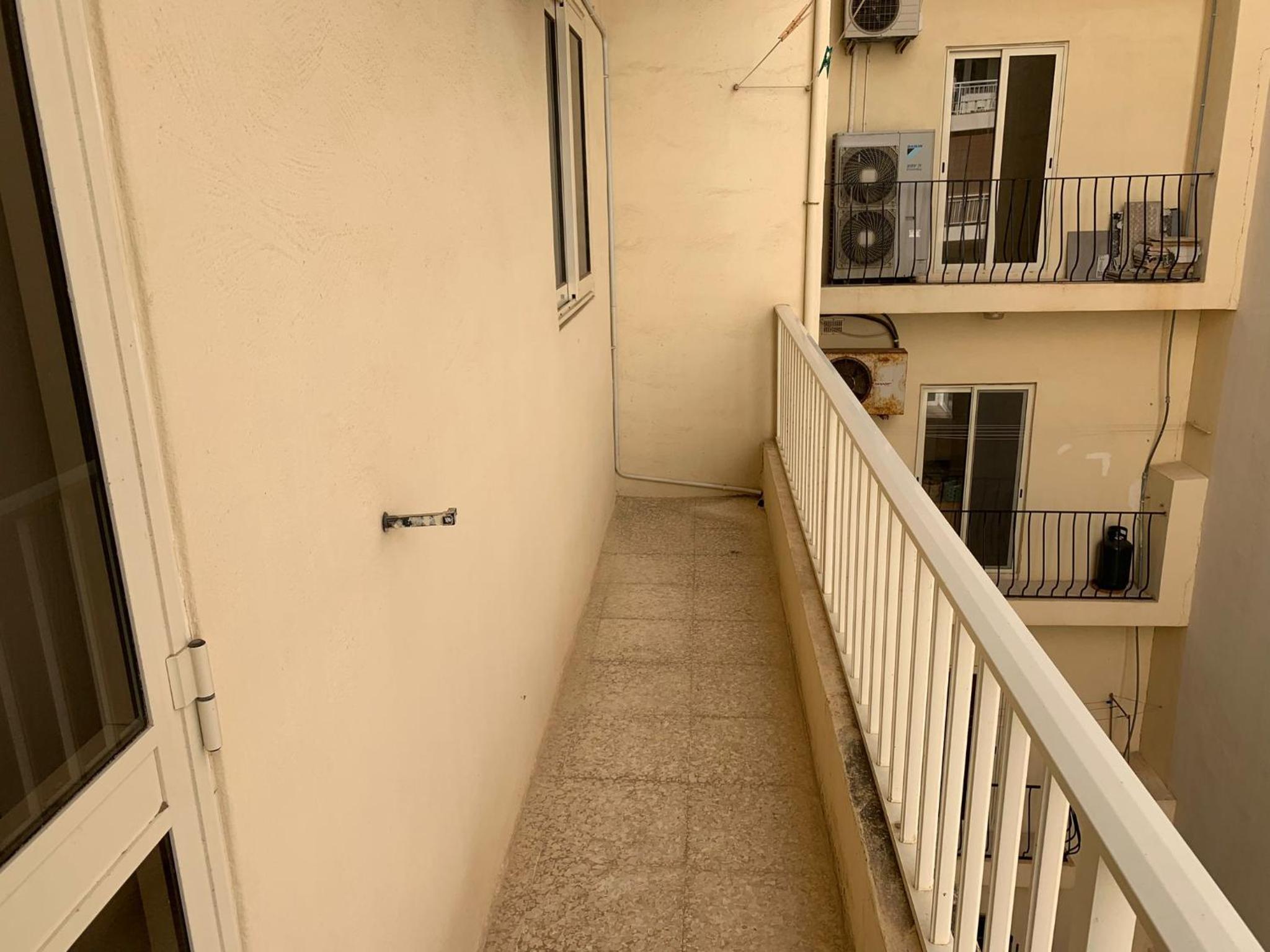 Amazing Double Room In Sliema view 5