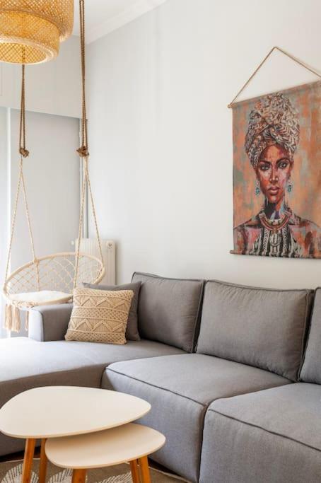 Ella's Cozy escape with balcony!