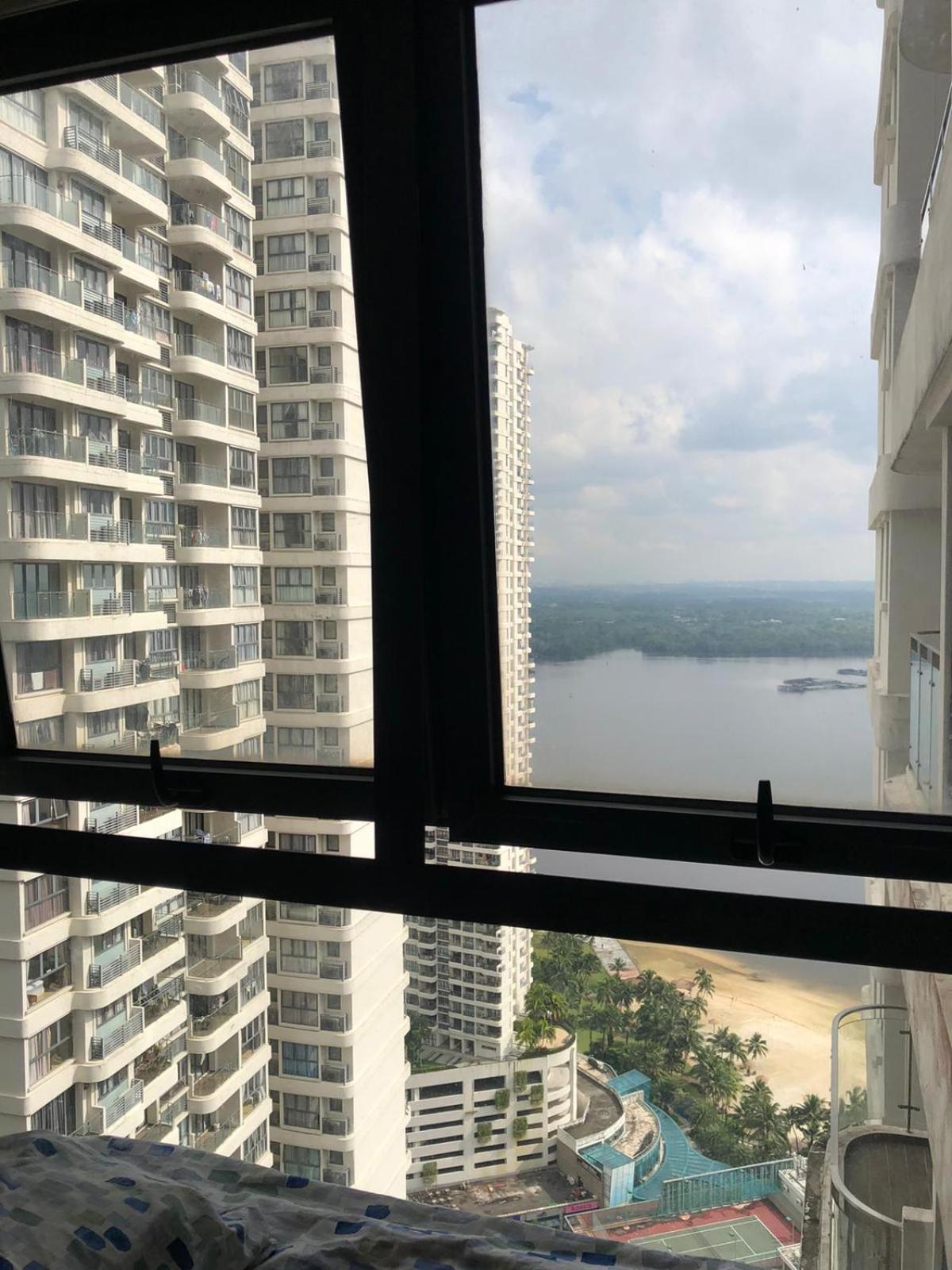 Minsu 3 Bedroom and 3 Bathroom, City Center, Beach, shopping, relax in Danga Bay, Johor Bahru