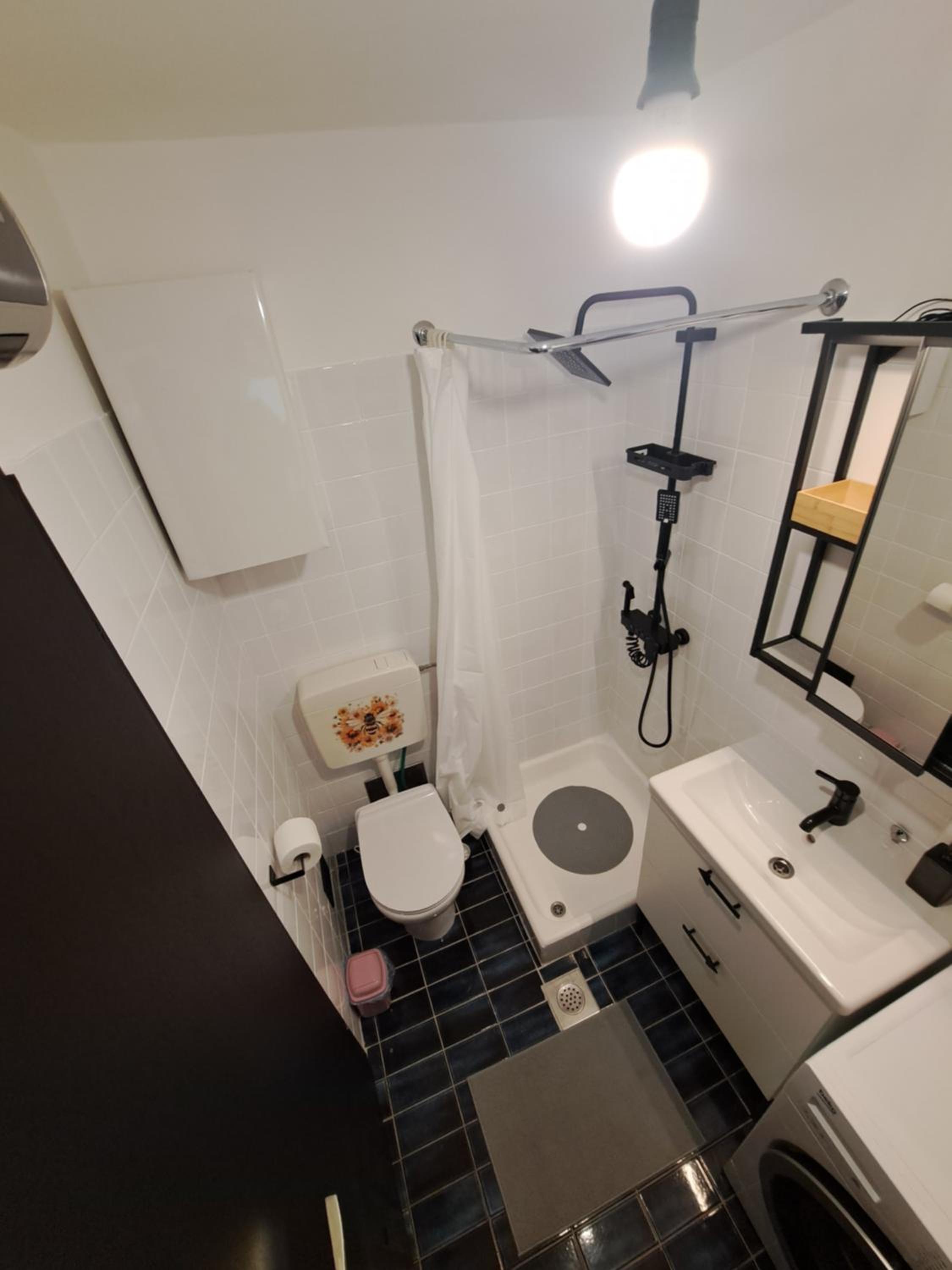 Apartma Čebelica