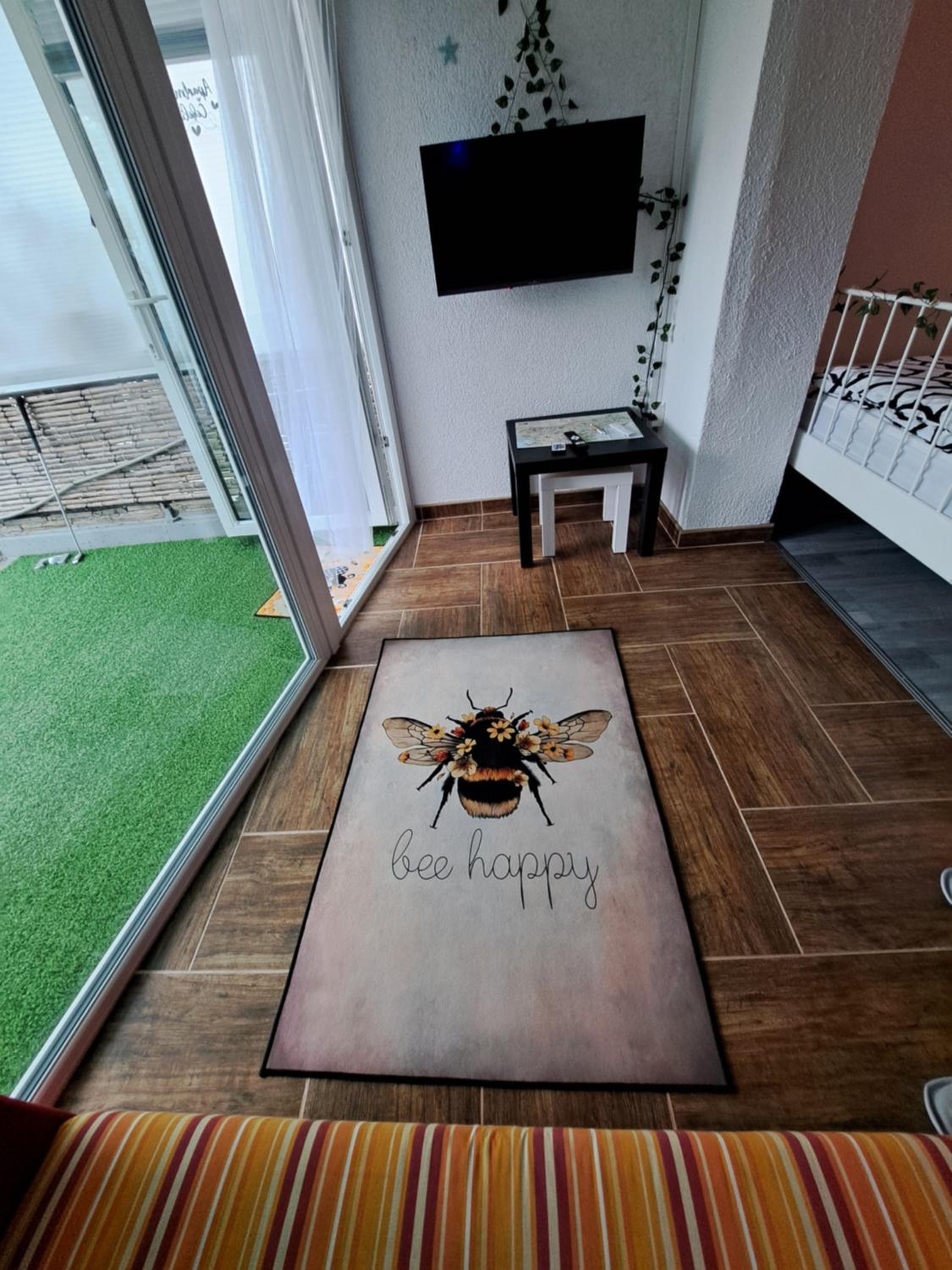 Apartma Čebelica