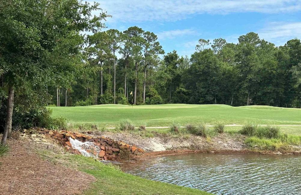Peninsula at thr Links F101 by Current Tides Vacation Rentals view 3