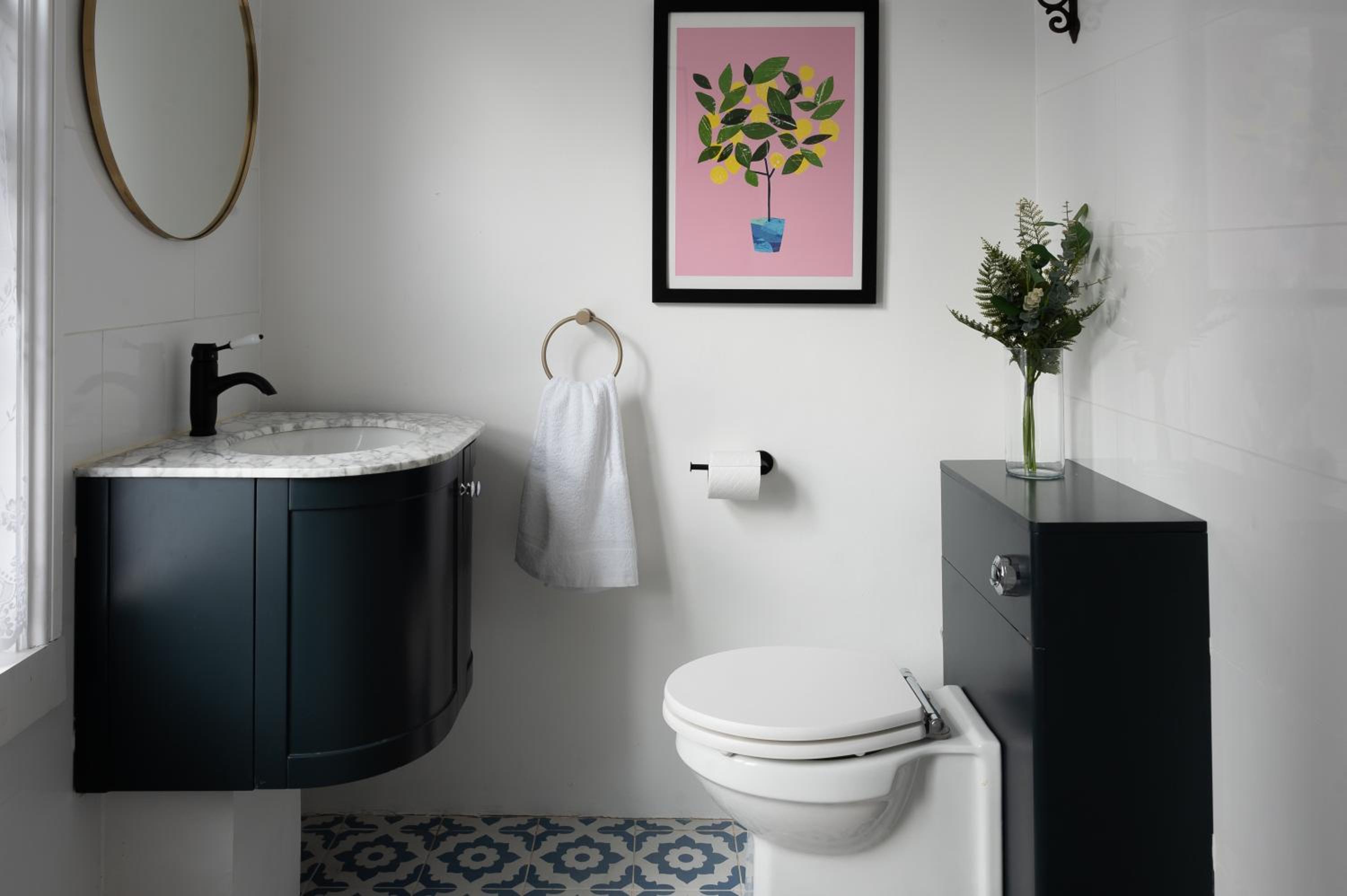 Entire Home - Classic Chelsea Town House Maisonette