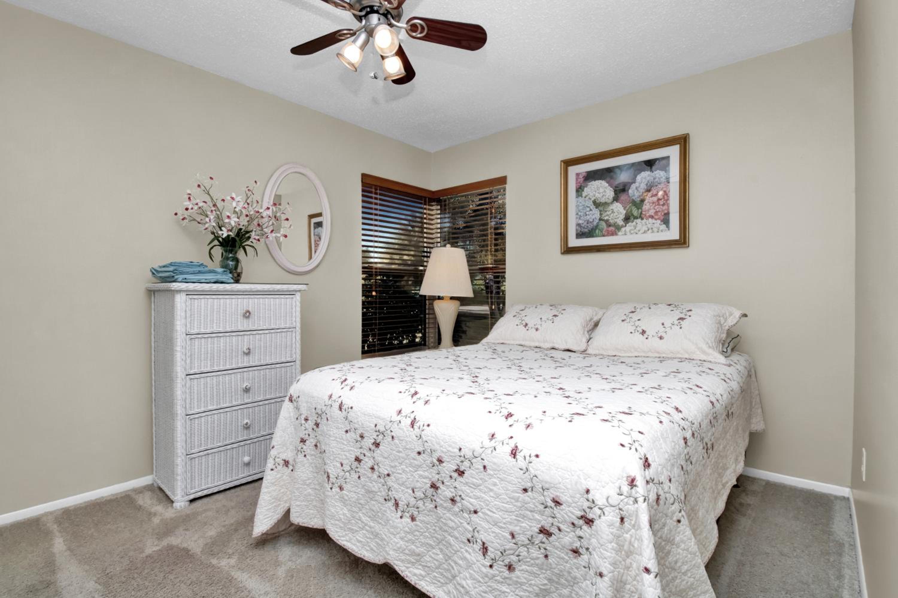 Pet Friendly Canal Front 3-Bedroom Grand Villa with Pool, Linai and Dock view 4