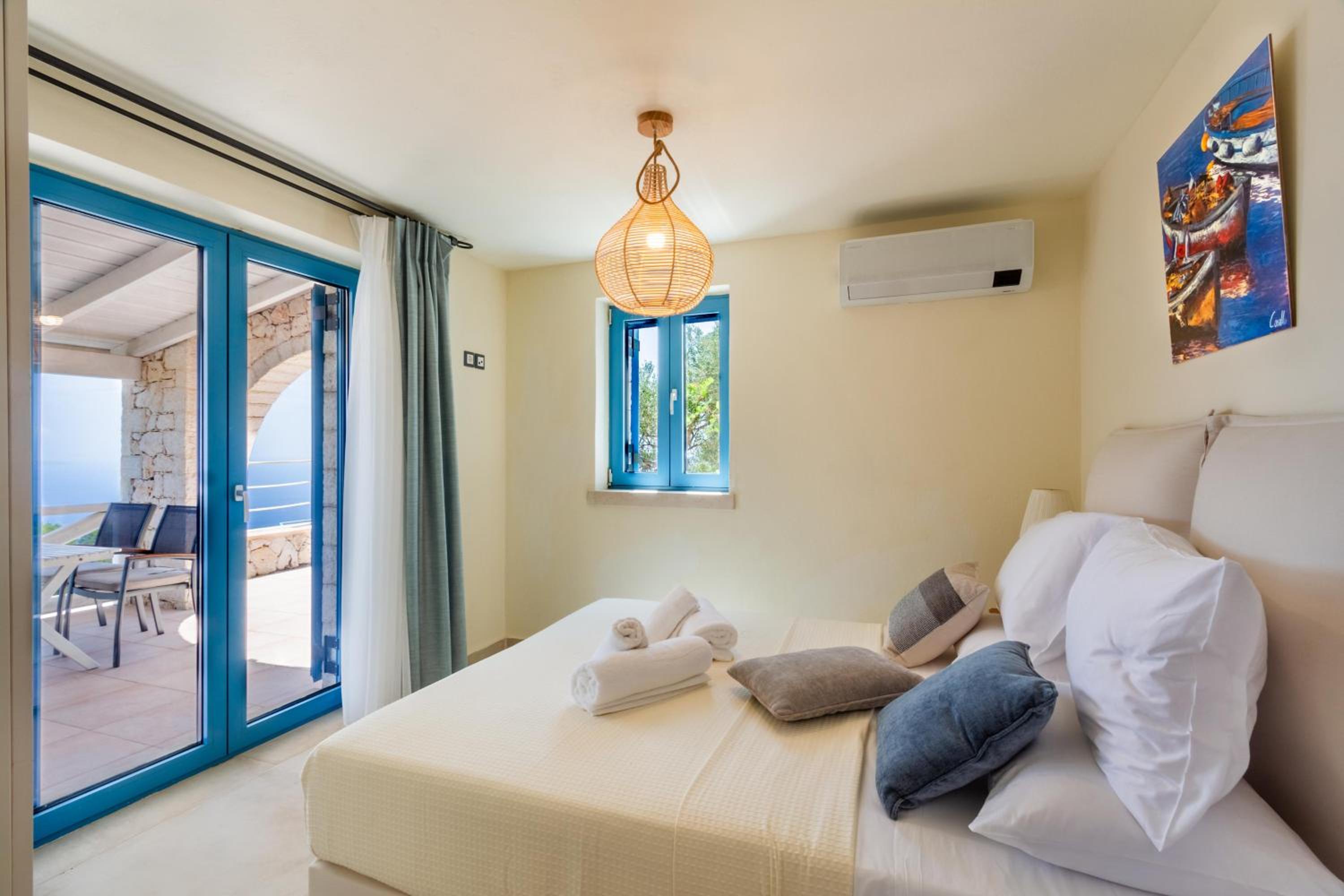 Heliopetra Luxury Villa Lefkas