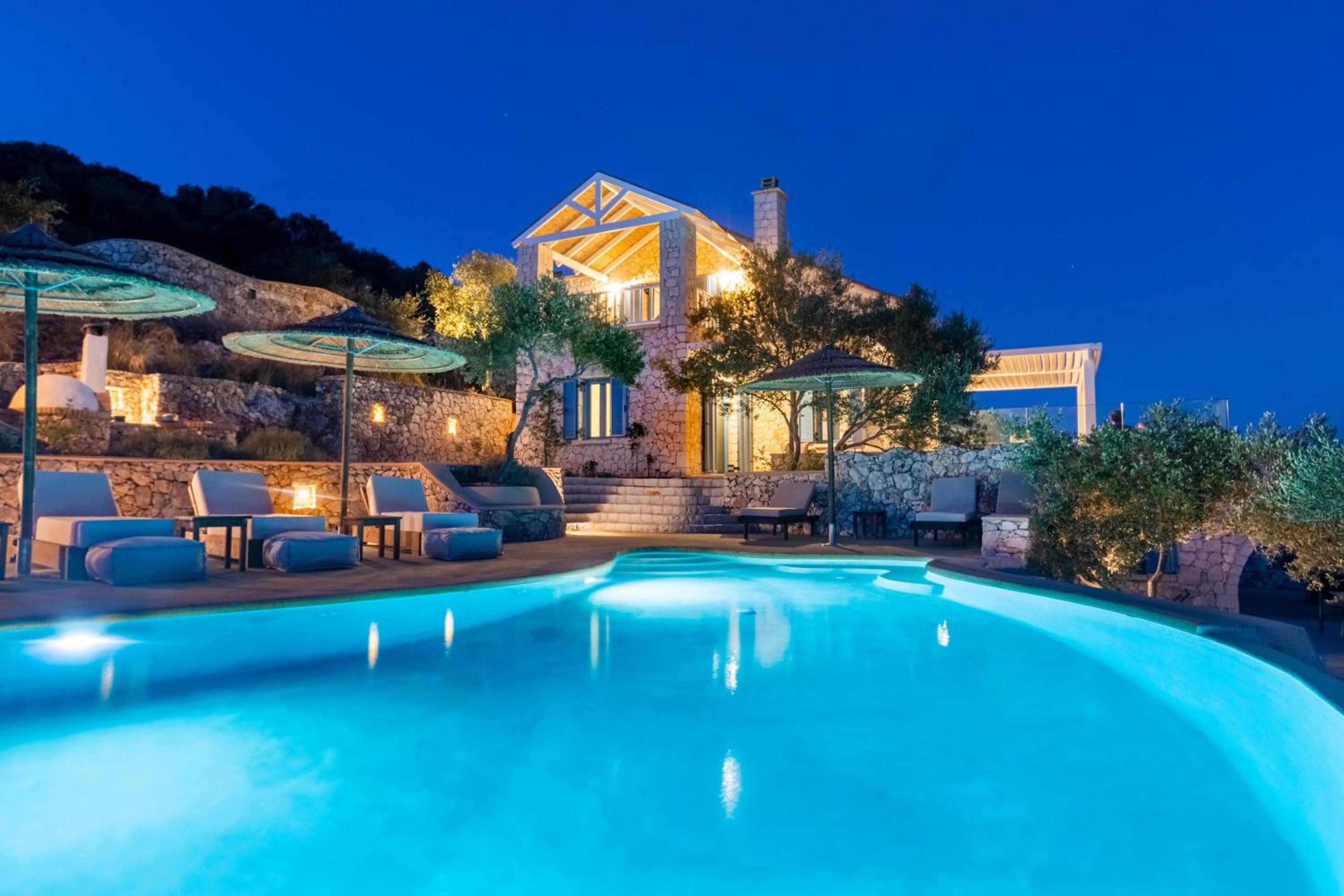 Heliopetra Luxury Villa Lefkas