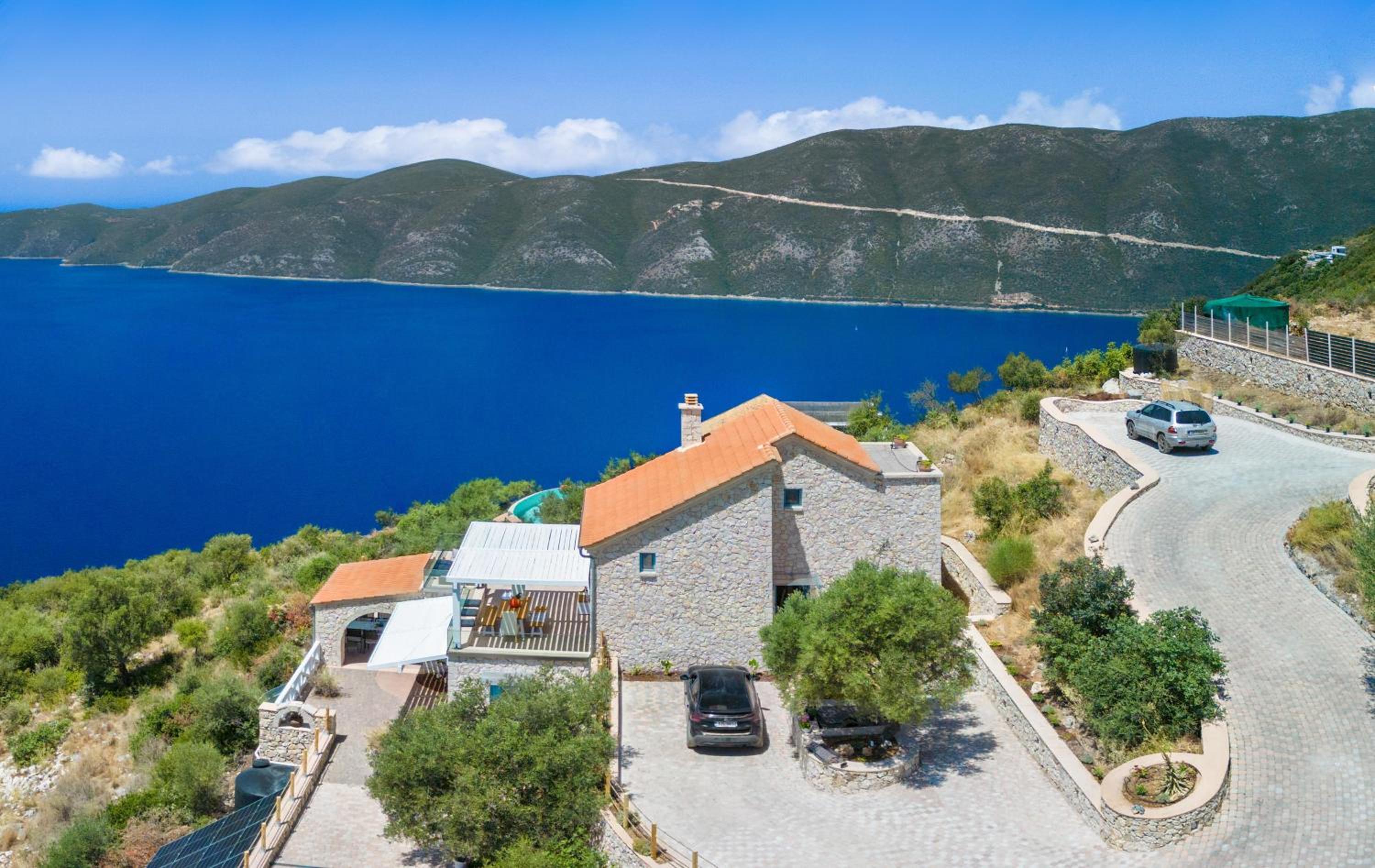 Heliopetra Luxury Villa Lefkas