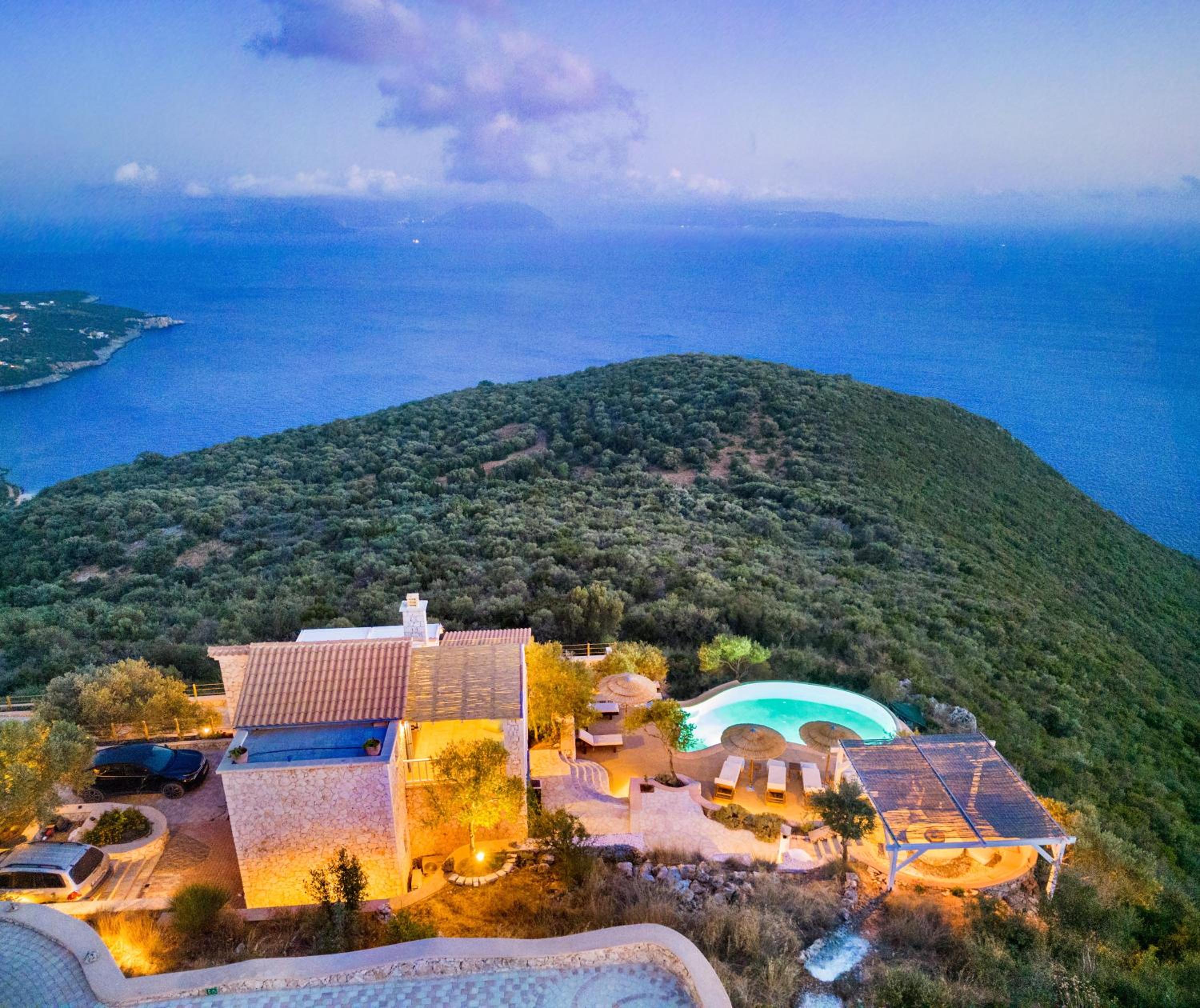 Heliopetra Luxury Villa Lefkas