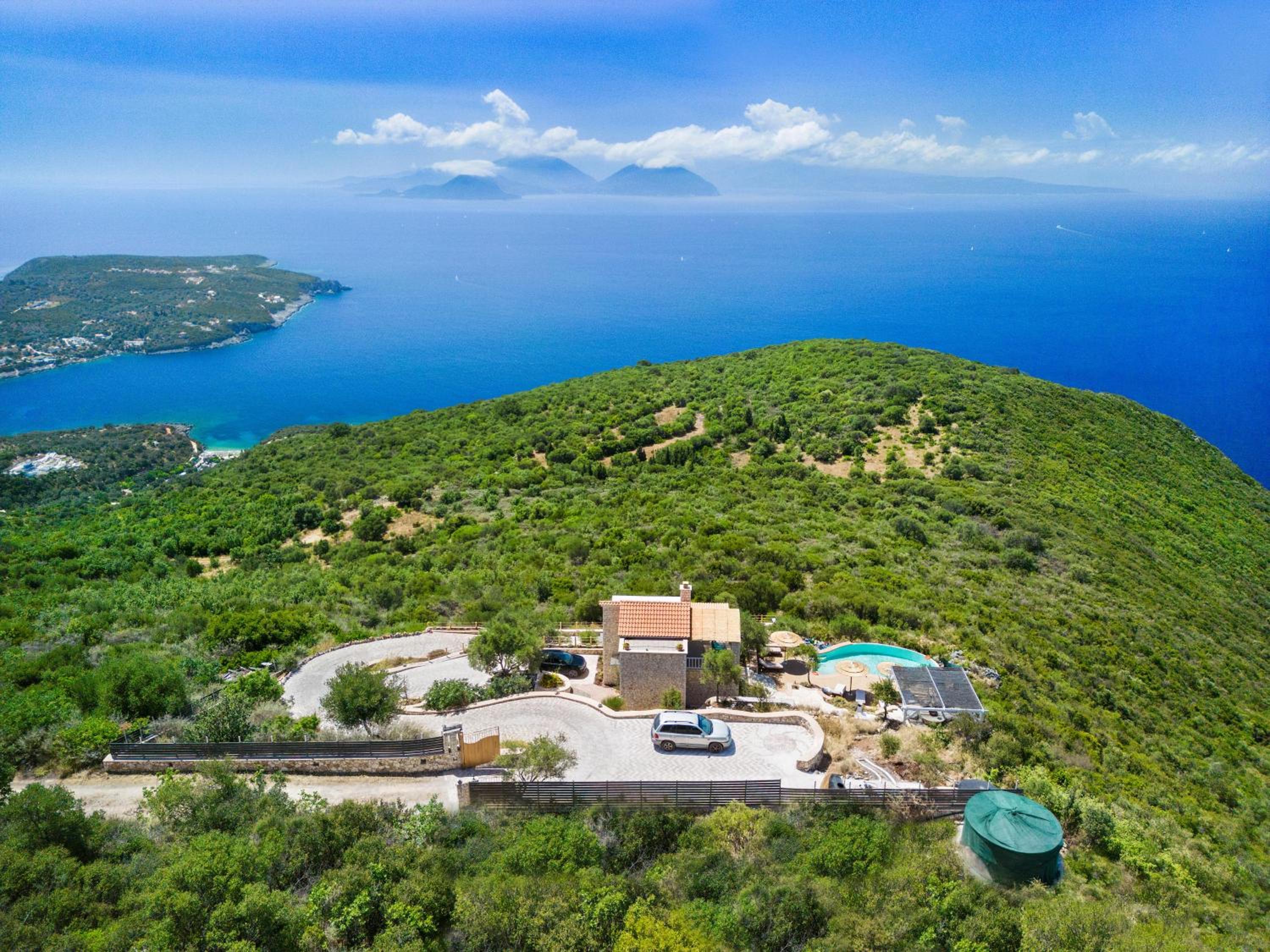 Heliopetra Luxury Villa Lefkas