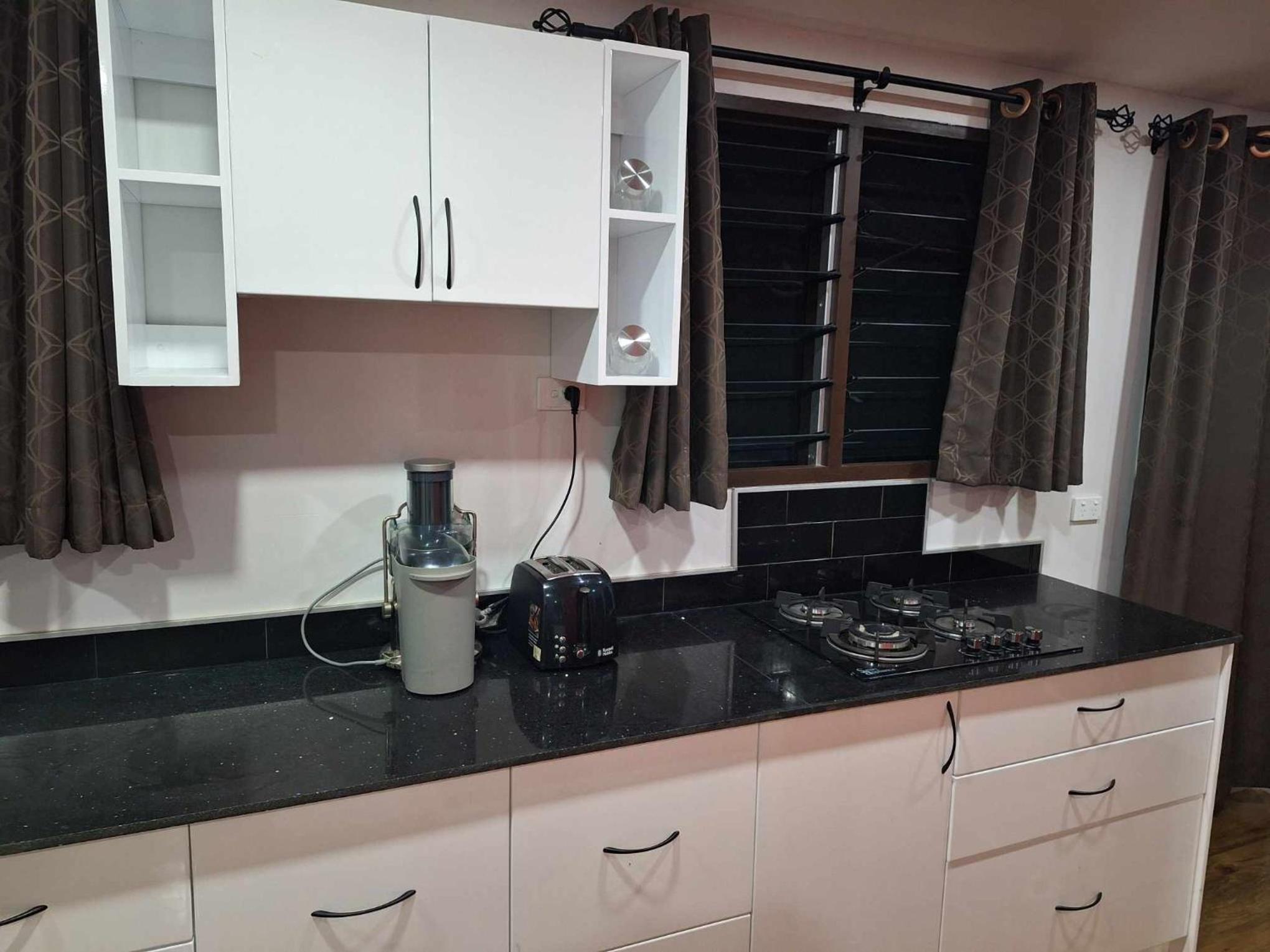 Bougainvillea Apartments & BnB