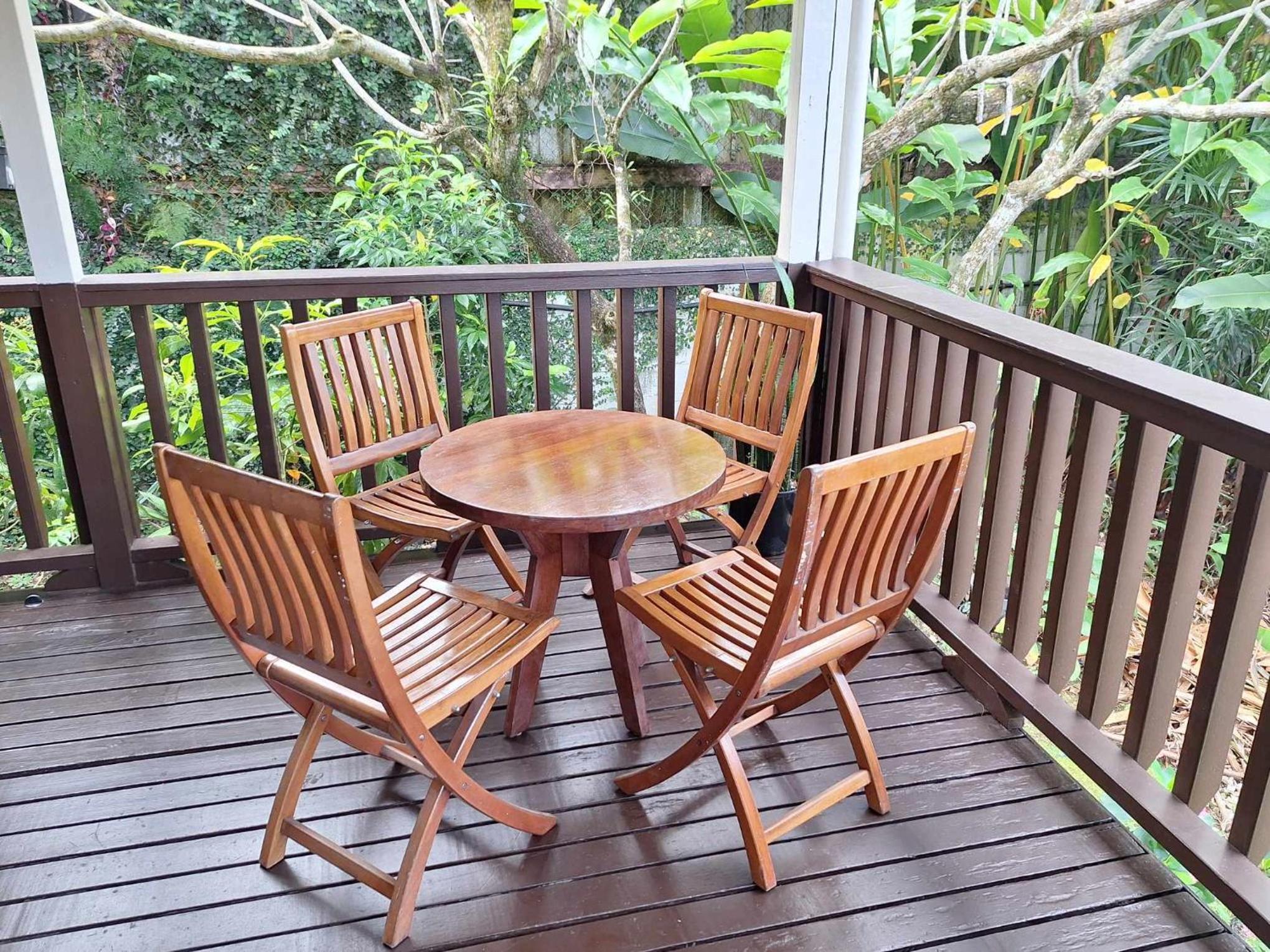 Bougainvillea Apartments & BnB