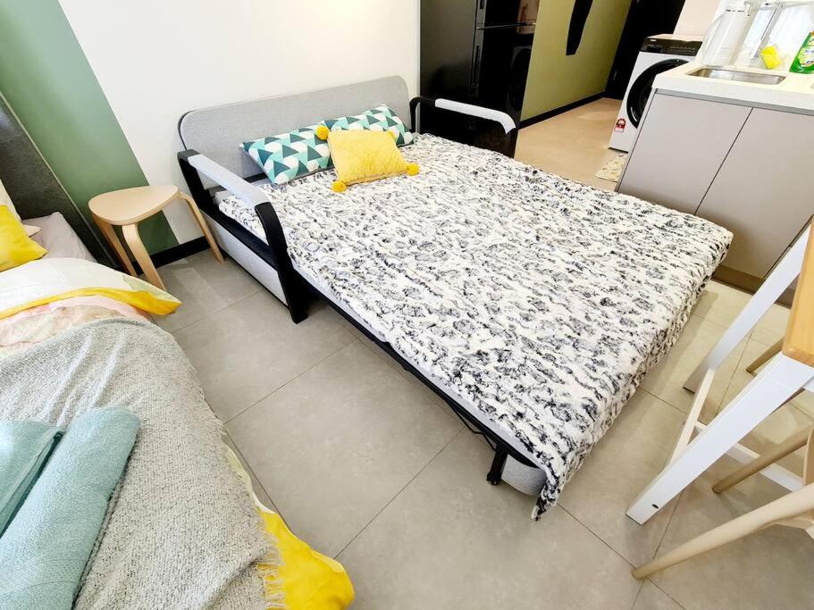 Neu Suites Near Gleneagles 10 minutes to KLCC
