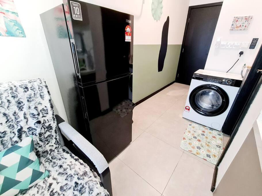 Neu Suites Near Gleneagles 10 minutes to KLCC