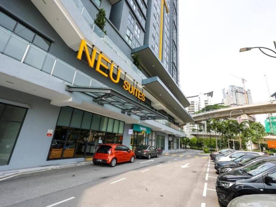 Neu Suites Near Gleneagles 10 minutes to KLCC