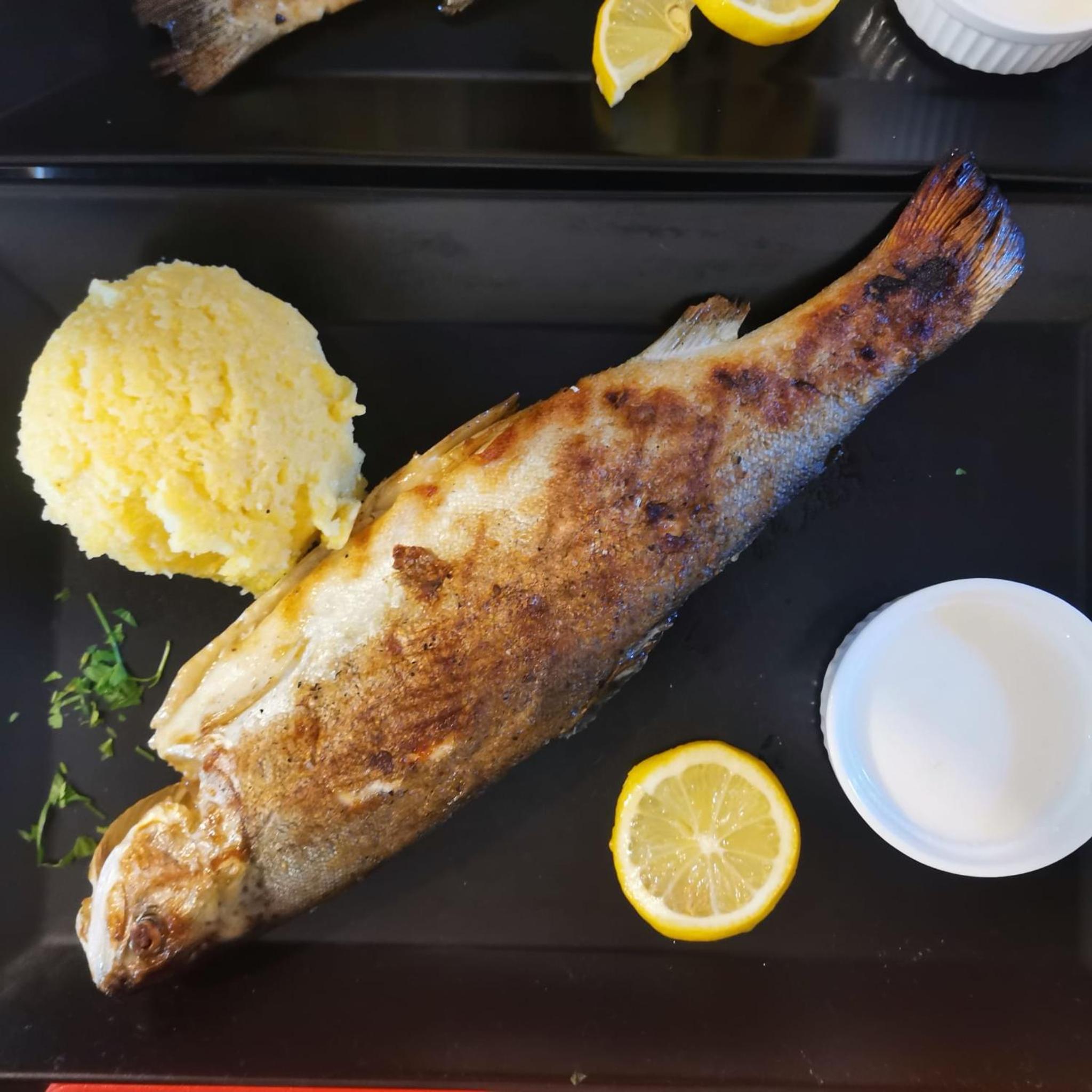 Pensiunea La Taverna