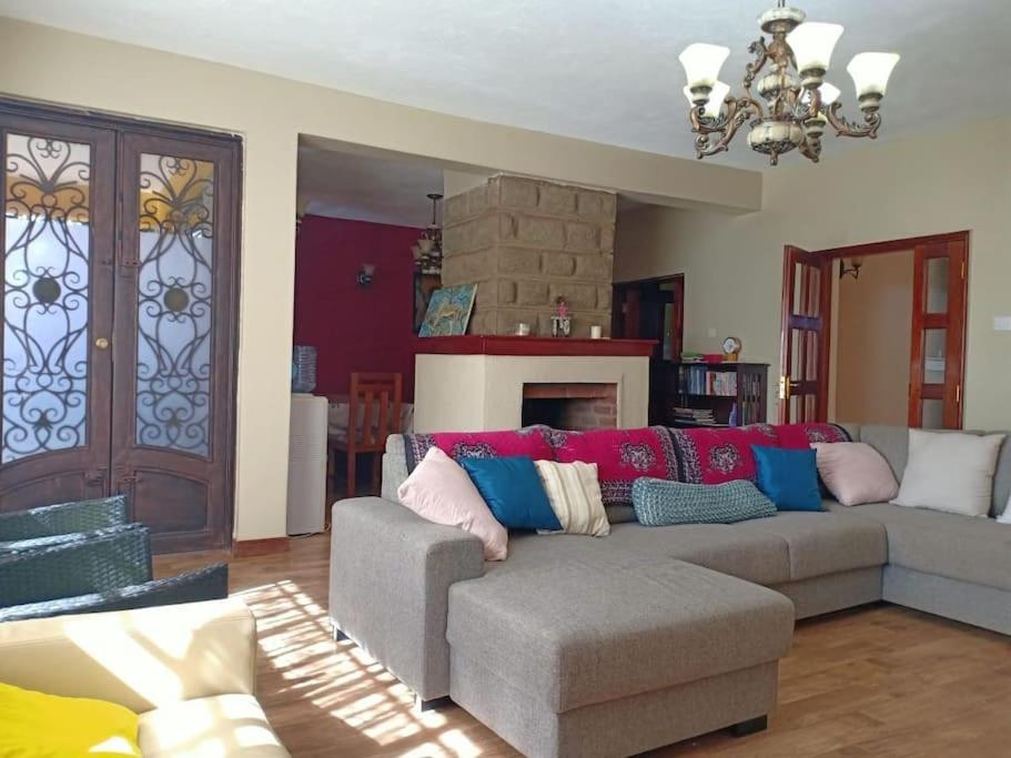Spacious Home 5 minutes away from Thika Super Highway view 3