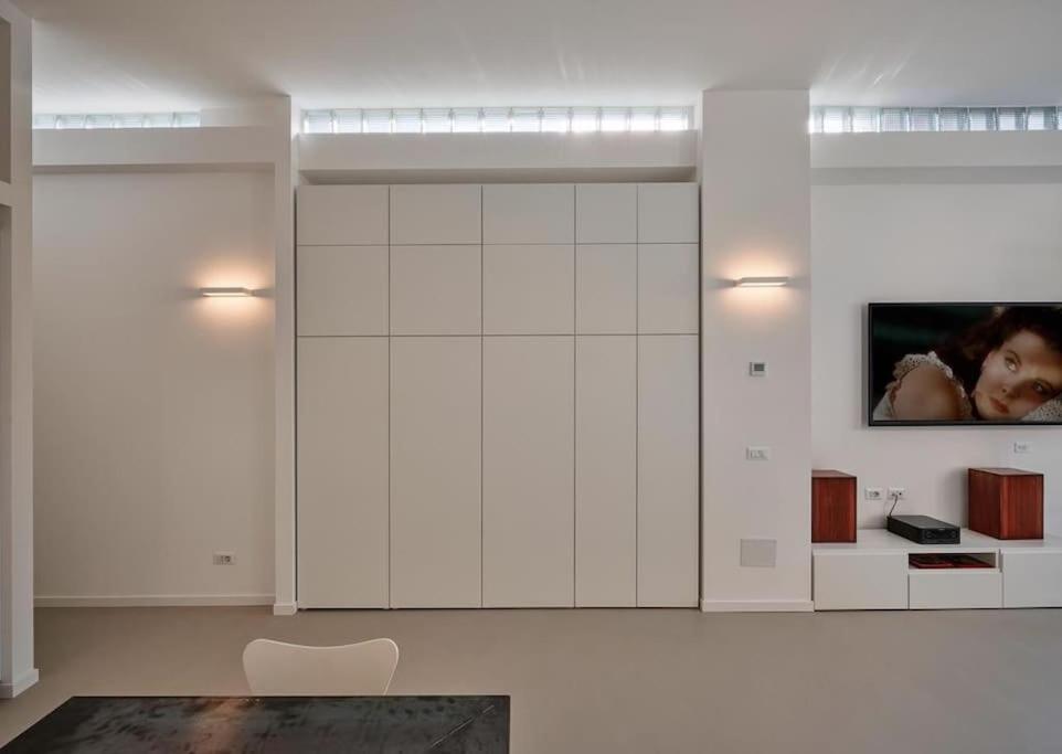 Small Loft in Milano - Fondazione Prada Bocconi