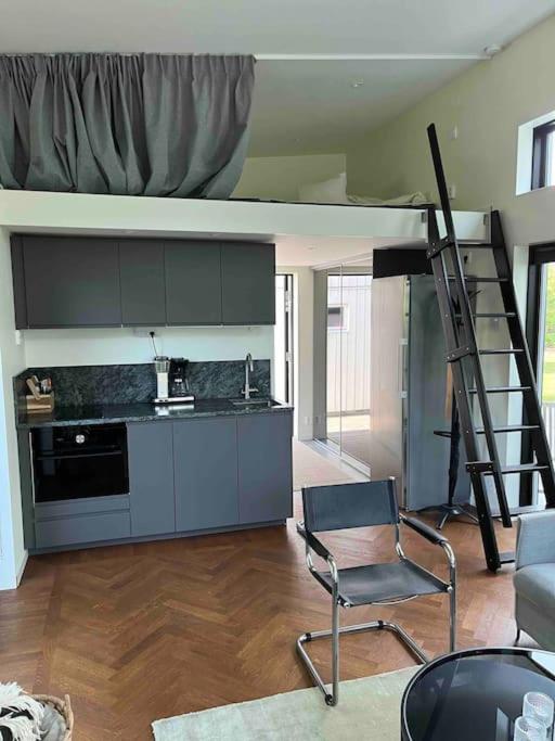 Mini House