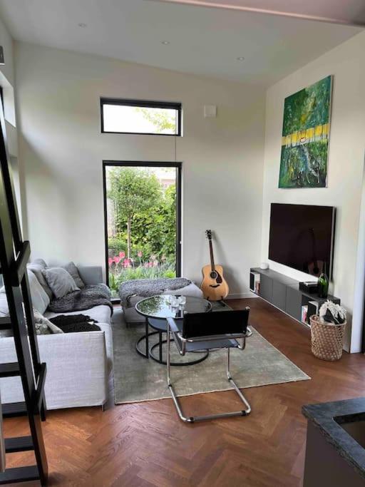 Mini House