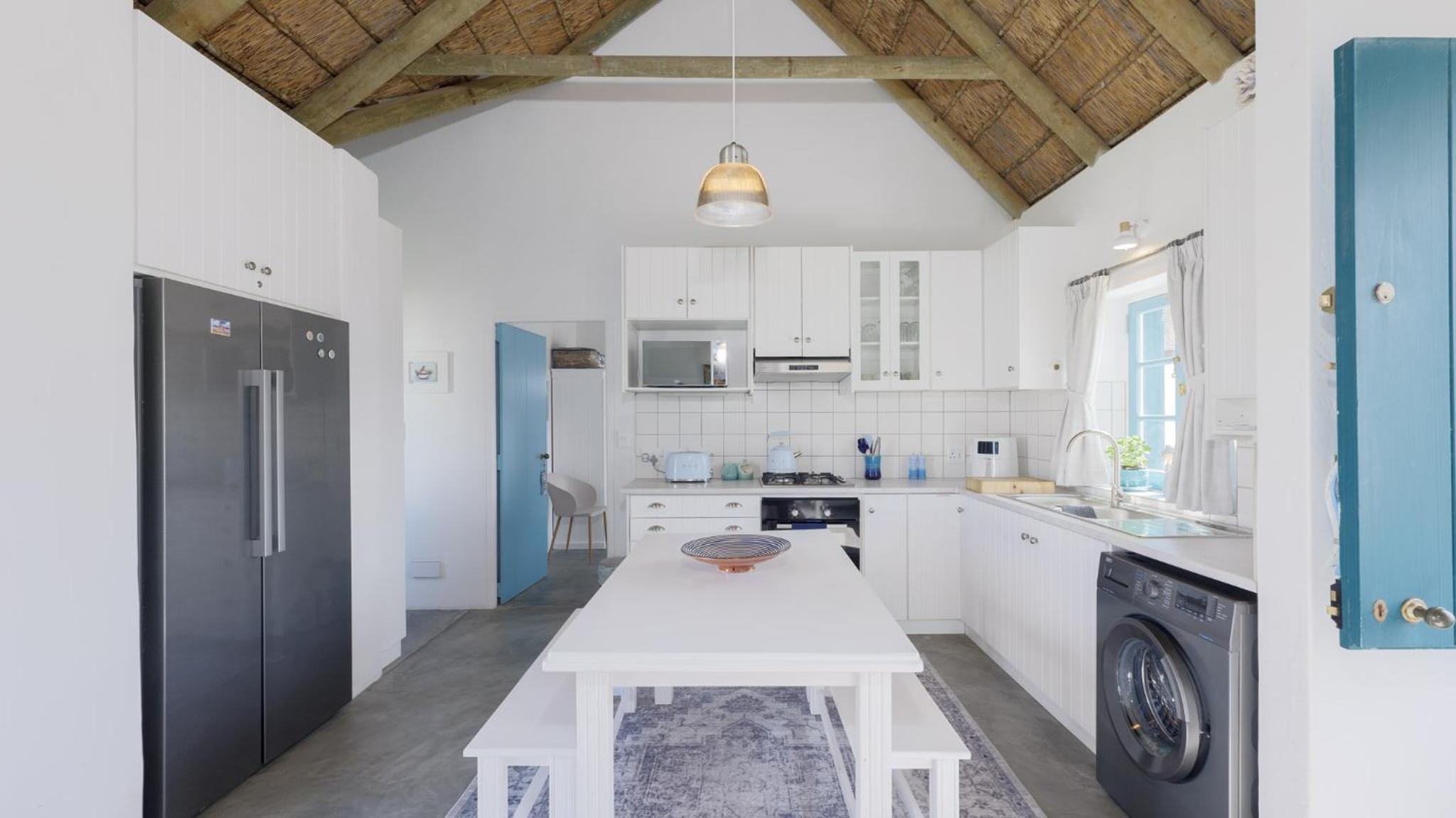 Blue Crane Cottage at Langezandt