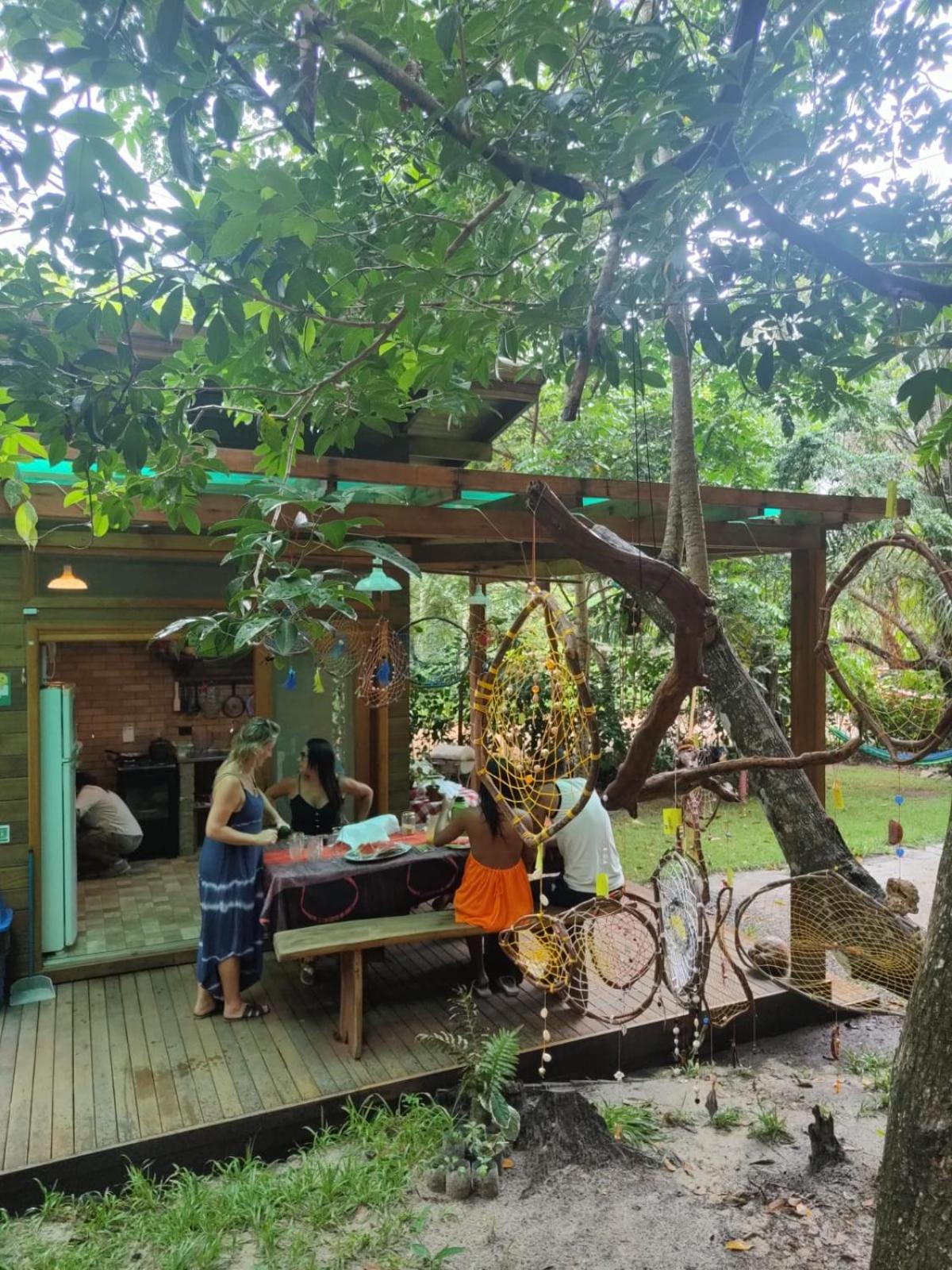 Alquimia Zen IGLUs de eucalipto na Reserva Aruá