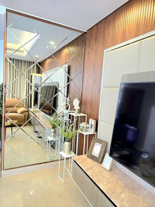 Private Cozy 1 bedroom flat view 2