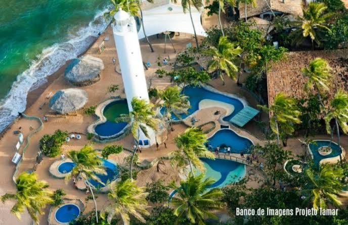 Casa 77 em Praia do Forte BA