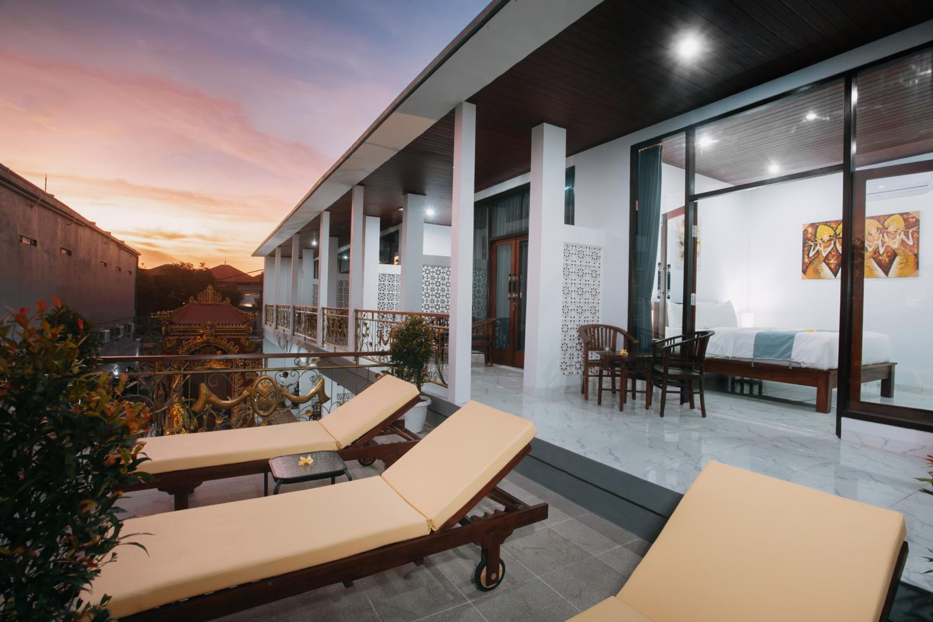 balance & terrace