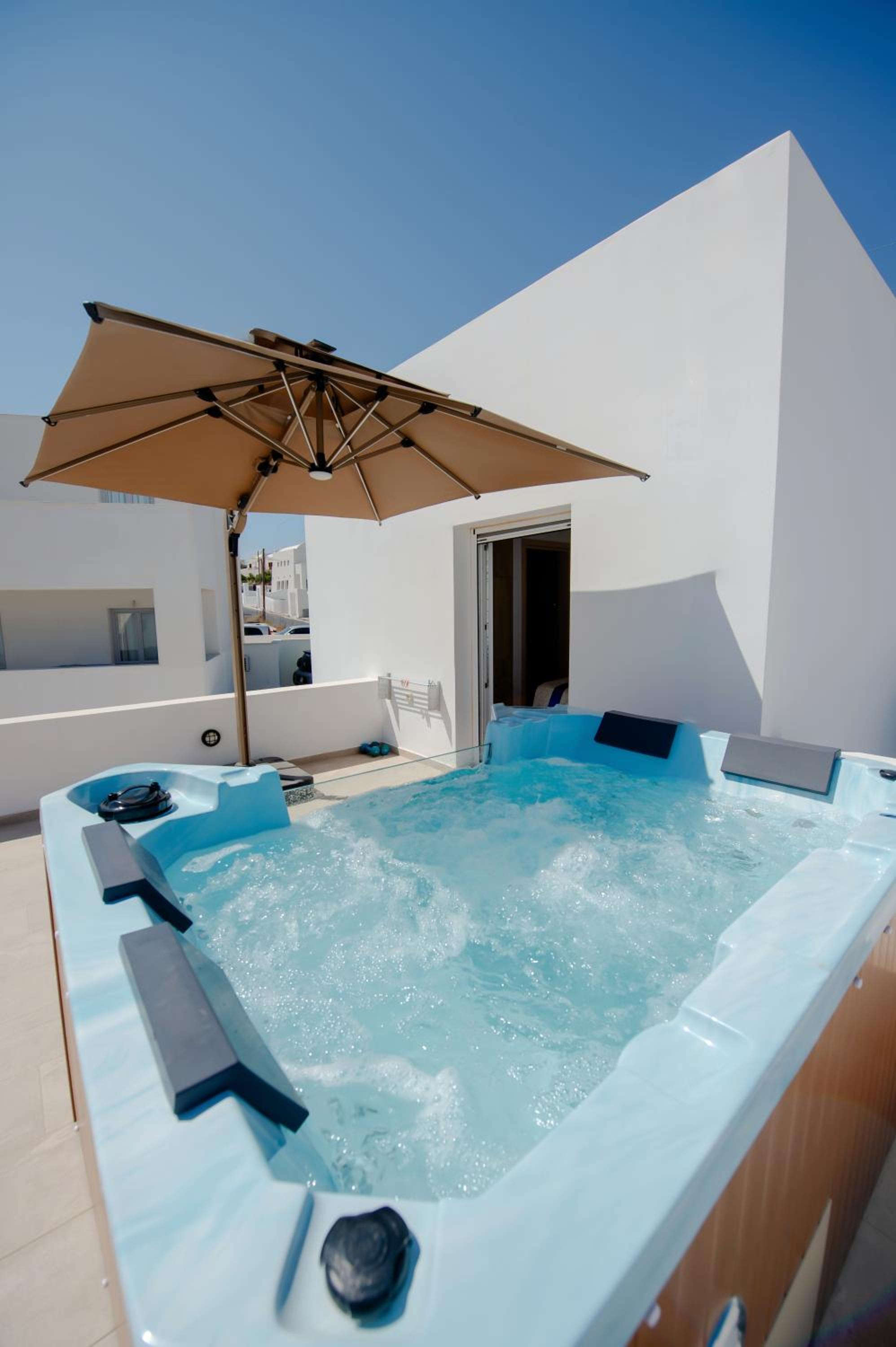 Eutixia Houses