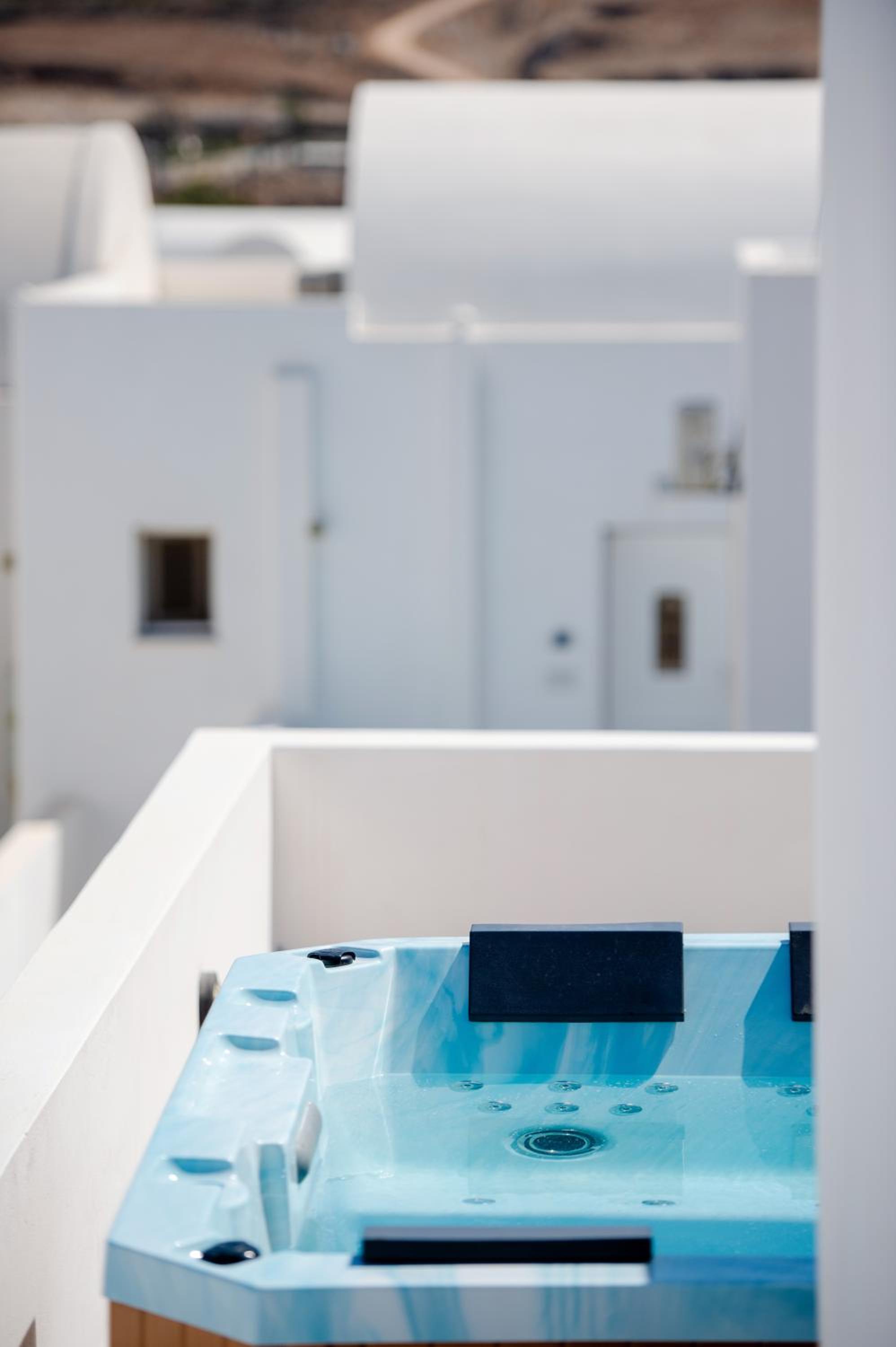 Eutixia Houses