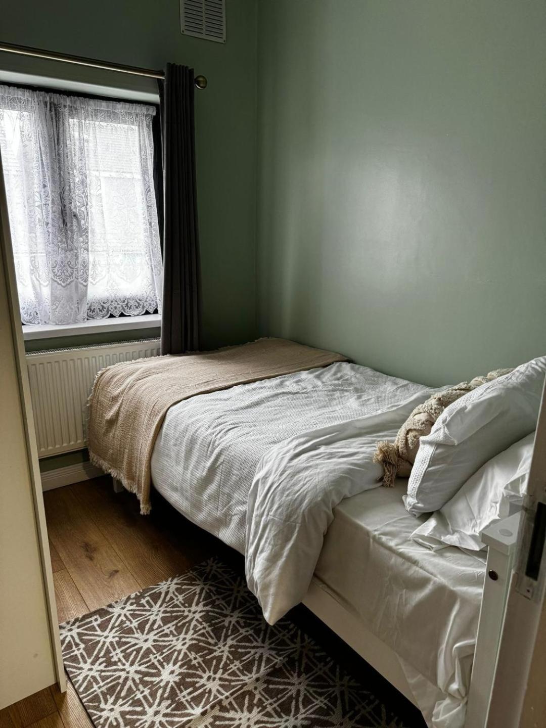 5 bed room house