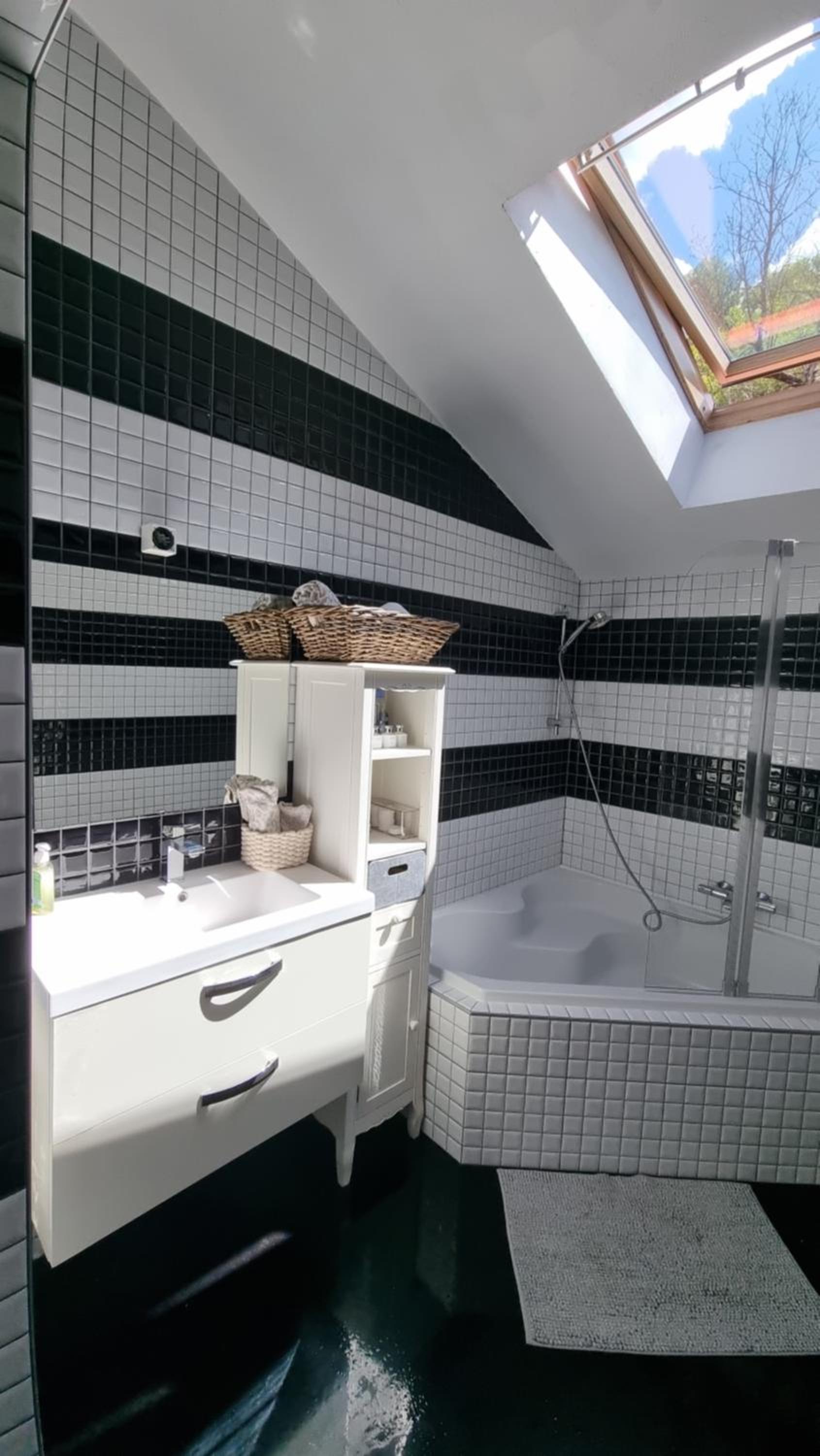 Charming 6 bed chalet in 4 Valleés