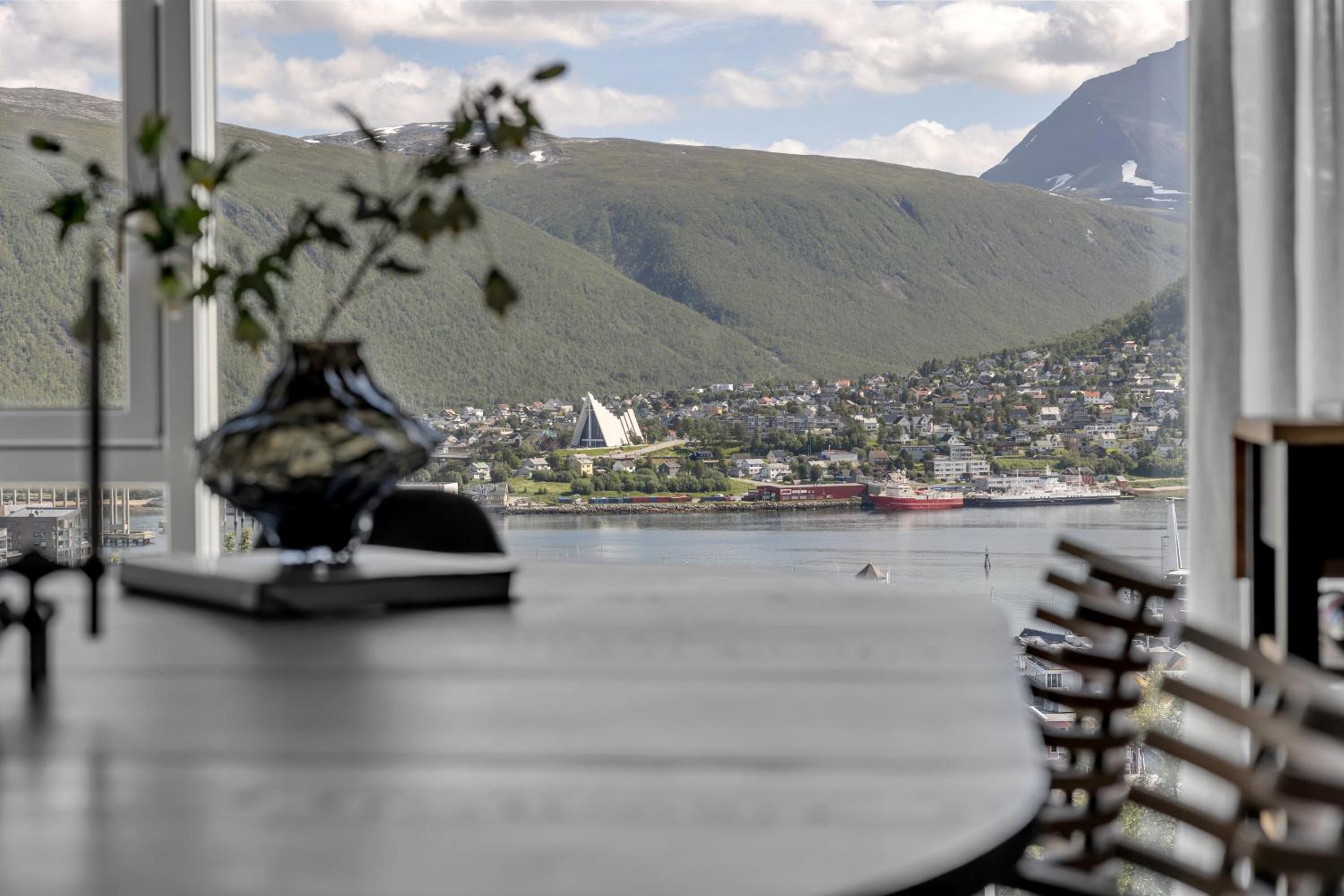 High end Penthouse spectacular view of Tromsø view 3