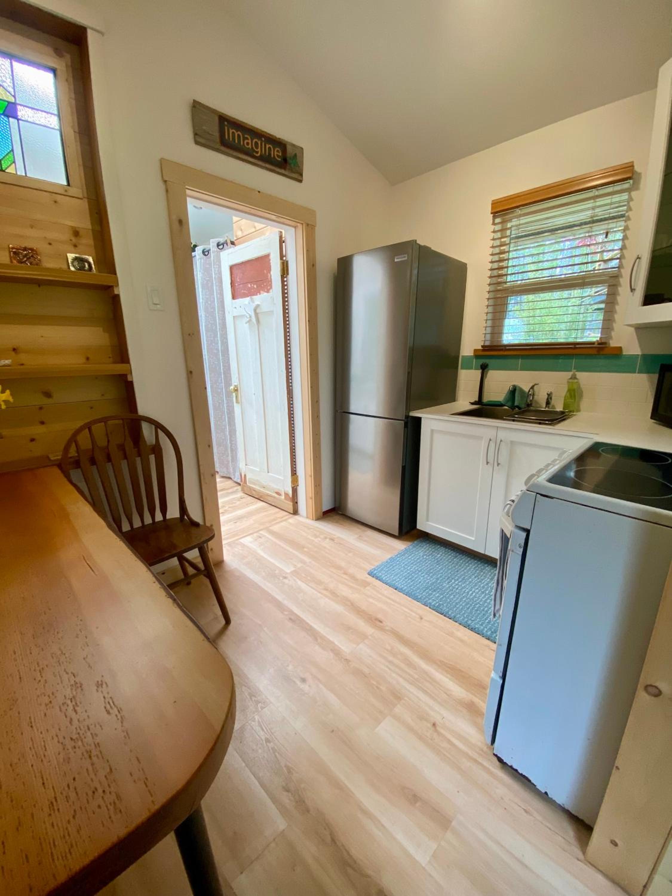 Little Cabin in Middlepoint