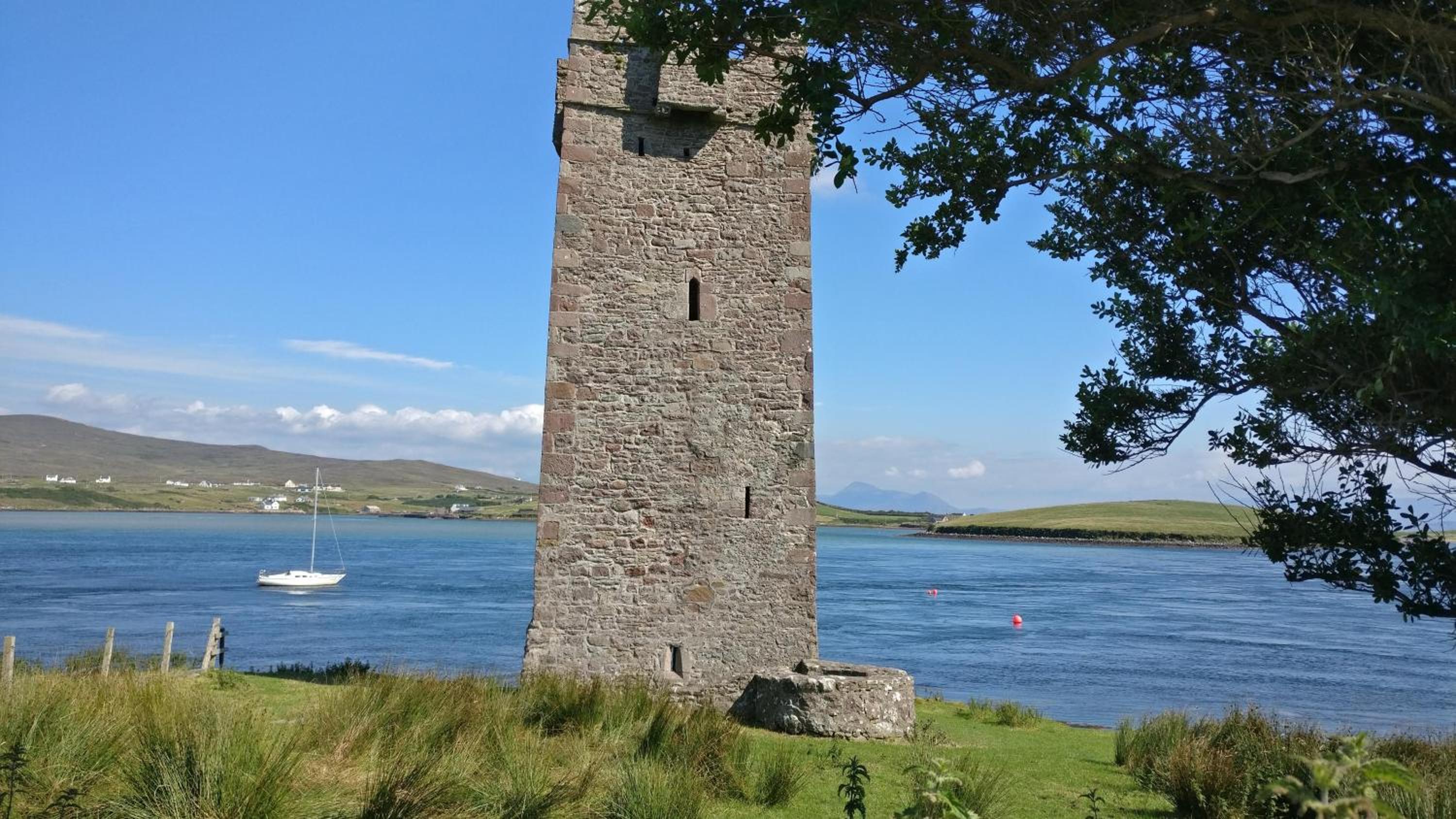 Achill Island Holiday home by the Sea - Idyllic views, Sleeps 6, Full kitchen, Fireplace and Wifi throughout view 5