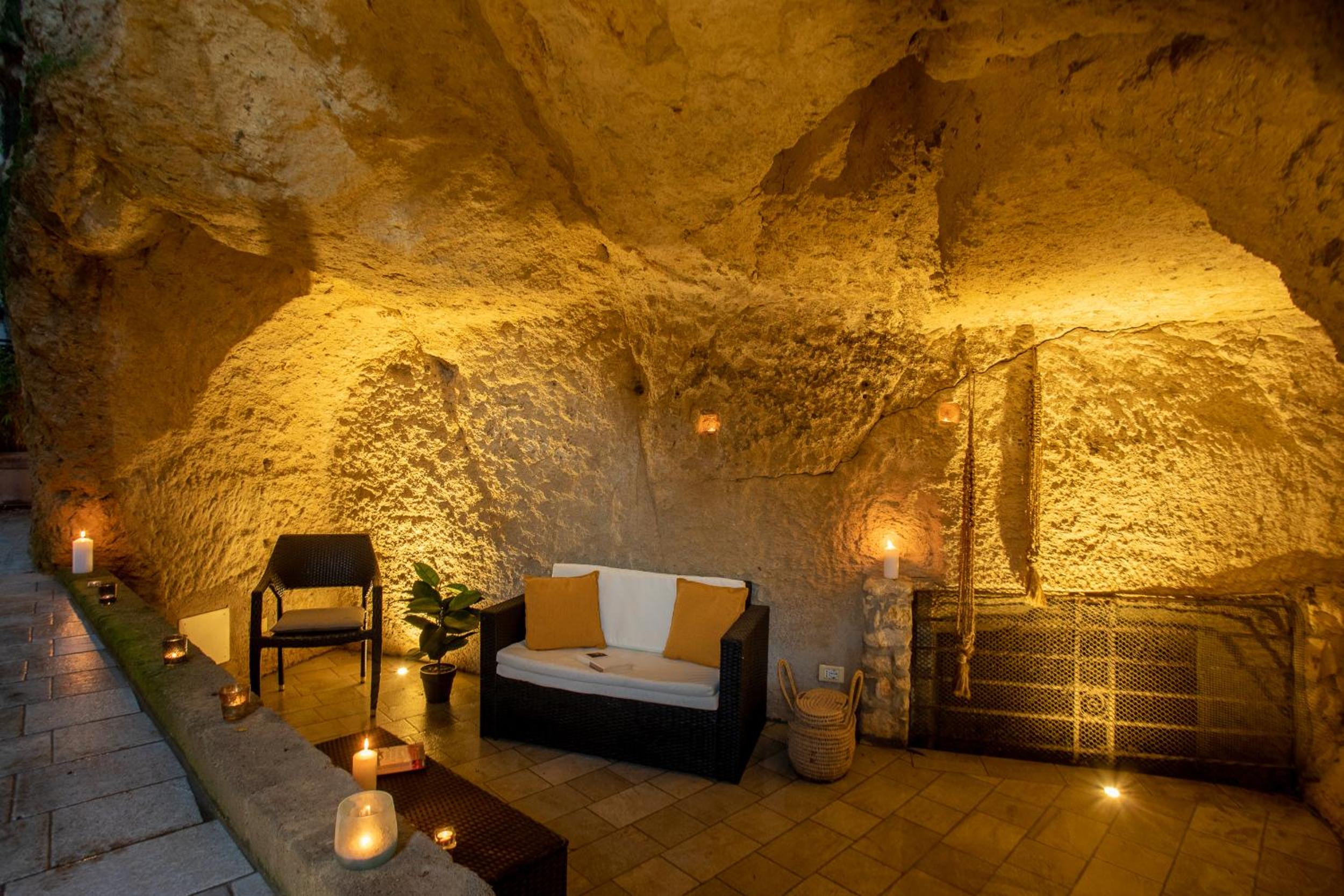Teatro Romano Garden Apartment