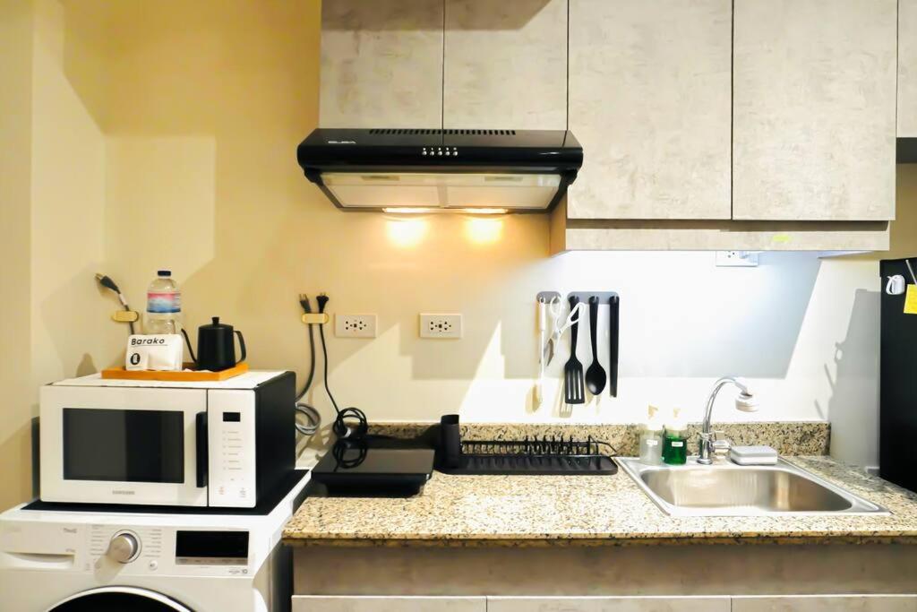 NEW! Studio Condo in Prisma Residences Pasig view 4