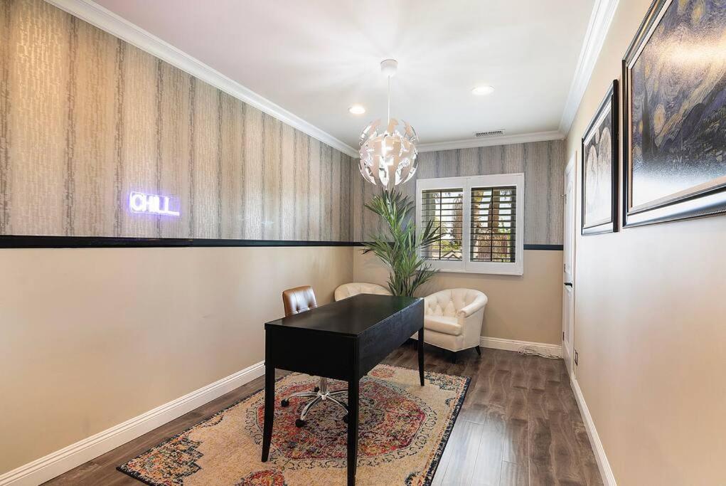 Spacious 6-Bedroom LA Home with Fire Pit, Kids' Playground, and Outdoor Dining