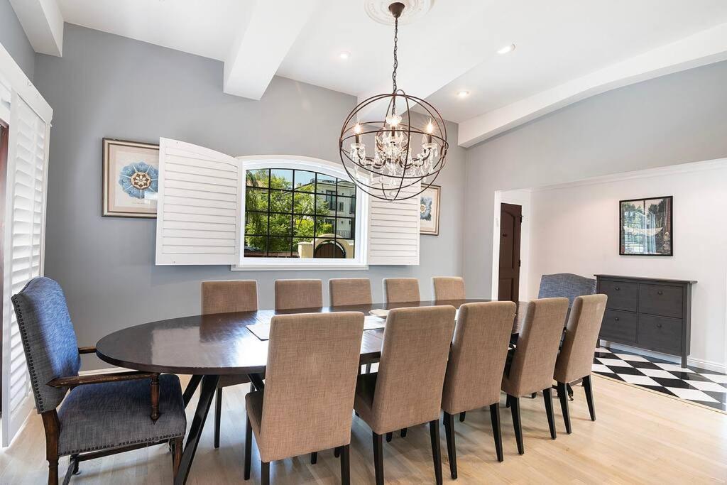 Spacious 6-Bedroom LA Home with Fire Pit, Kids' Playground, and Outdoor Dining