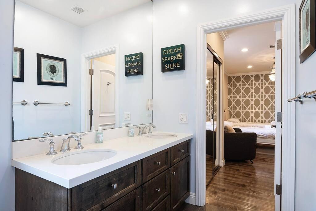 Spacious 6-Bedroom LA Home with Fire Pit, Kids' Playground, and Outdoor Dining