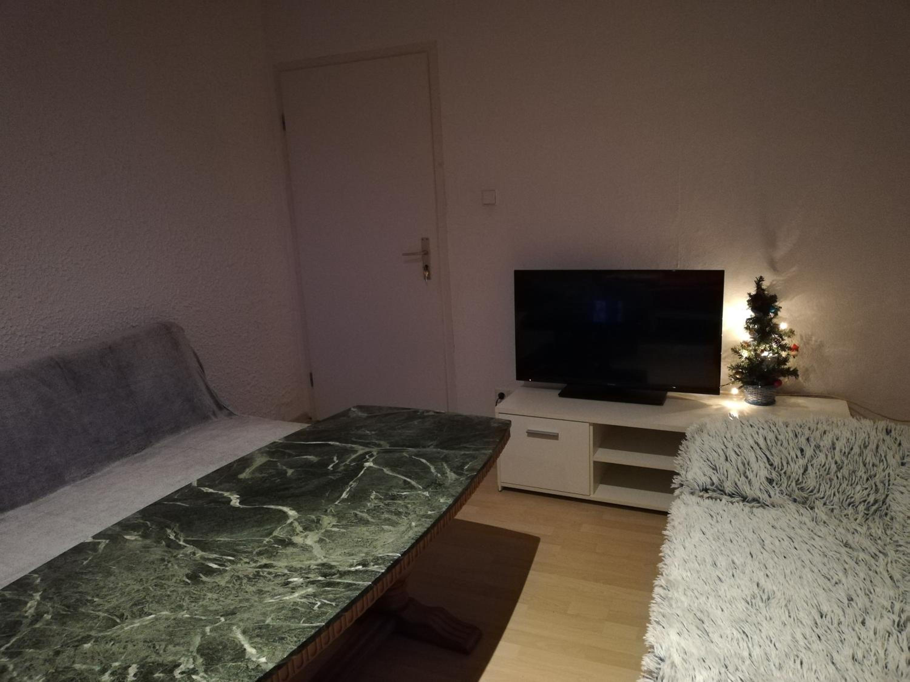 Apartment White