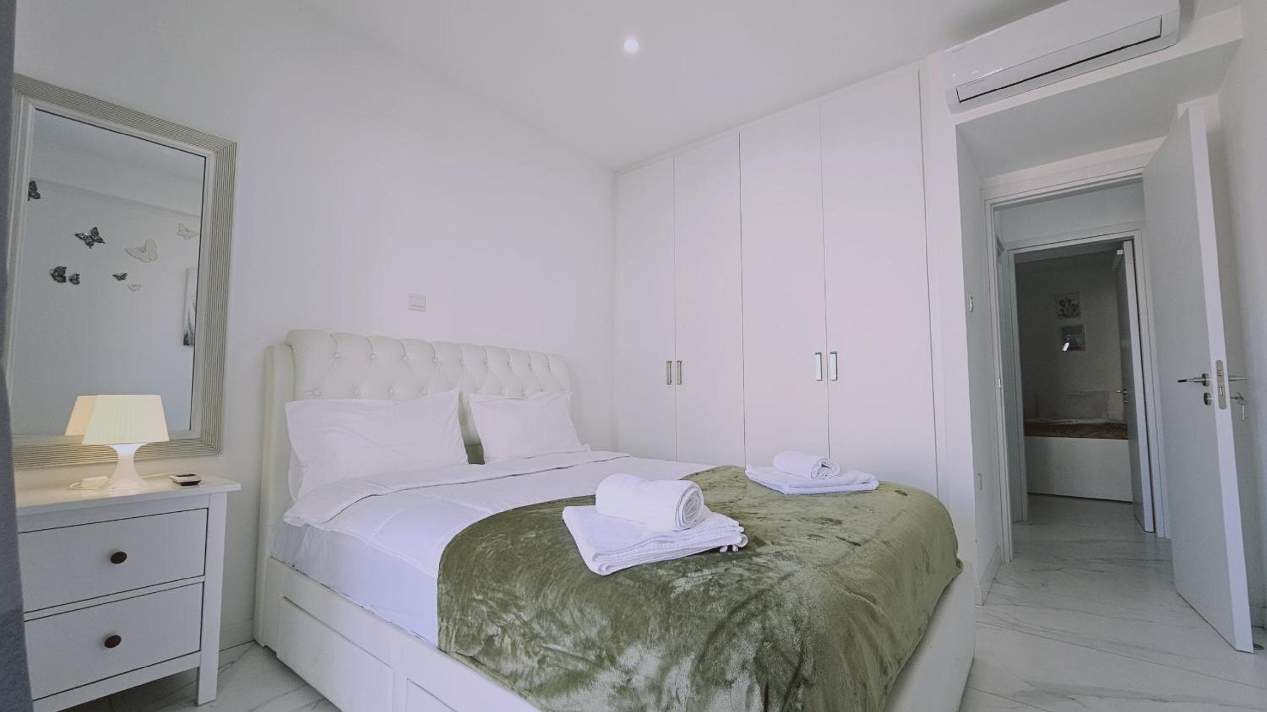 STAY Jewels Apartment