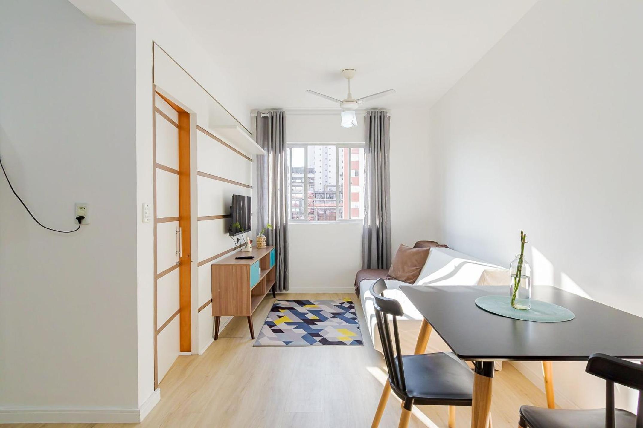 Ed. Vitoria | Bairro mais requisitado de Curitiba | Gonzaga Stays