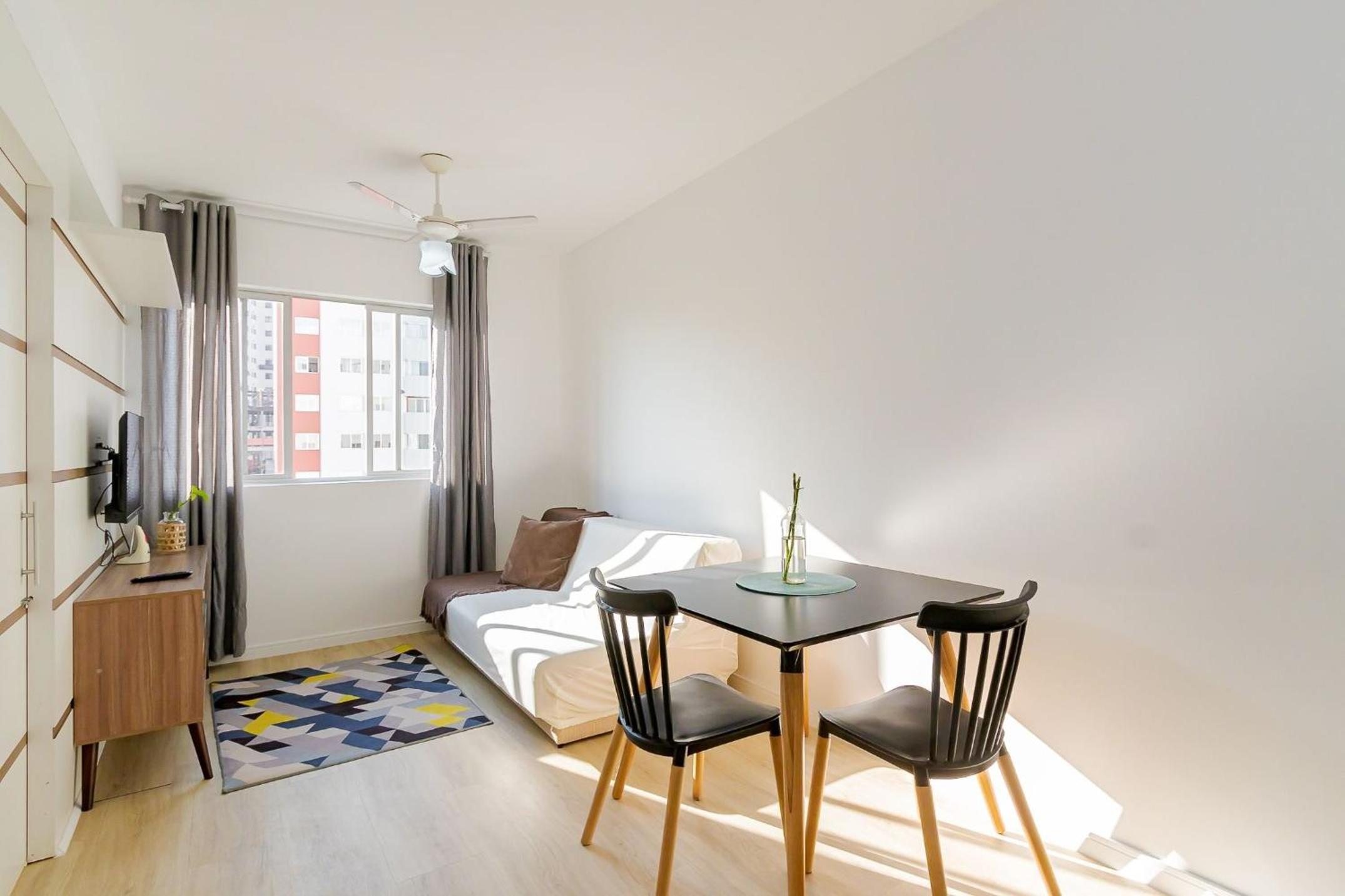 Ed. Vitoria | Bairro mais requisitado de Curitiba | Gonzaga Stays