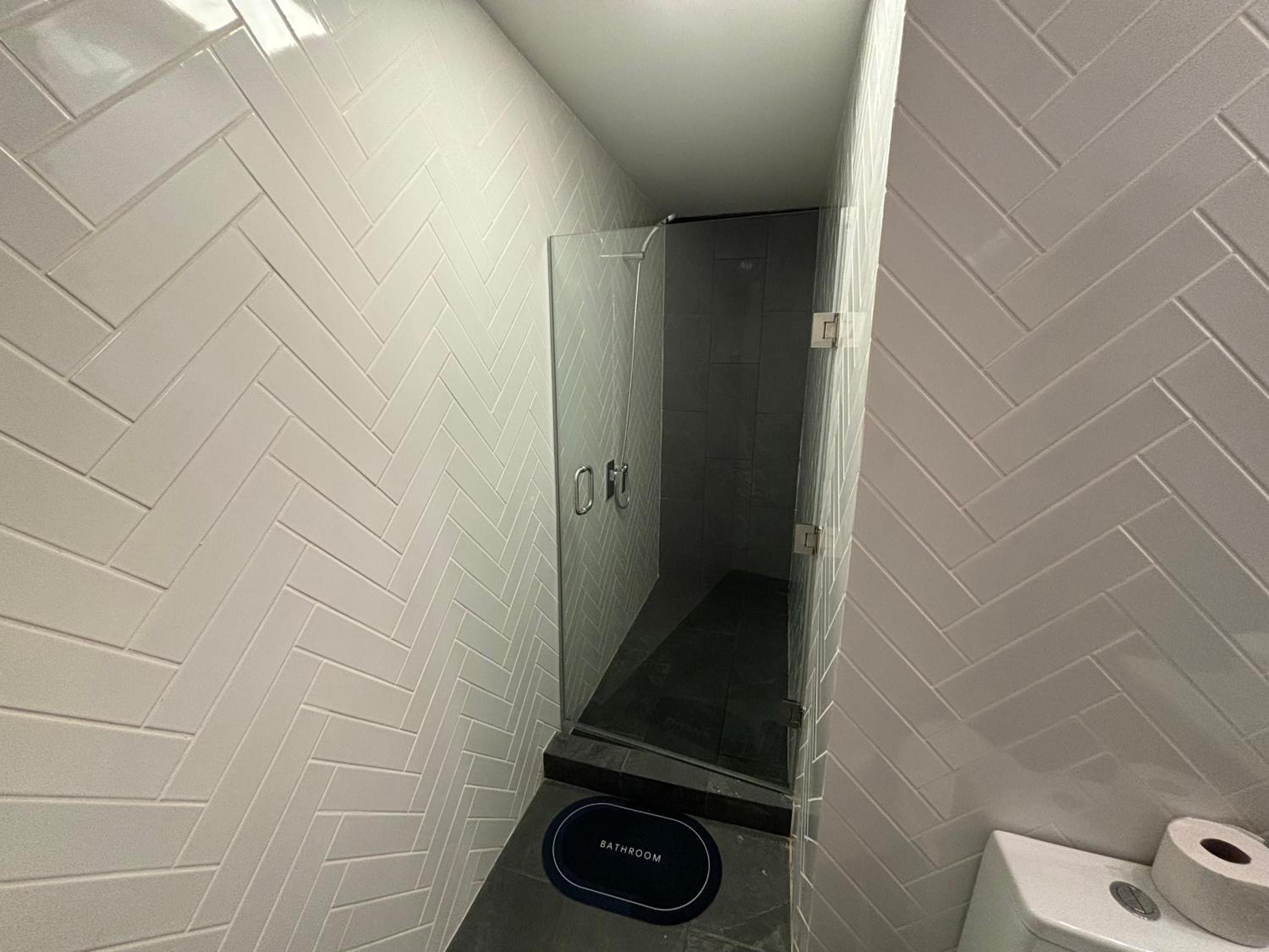 EON-Clarion Suite view 5