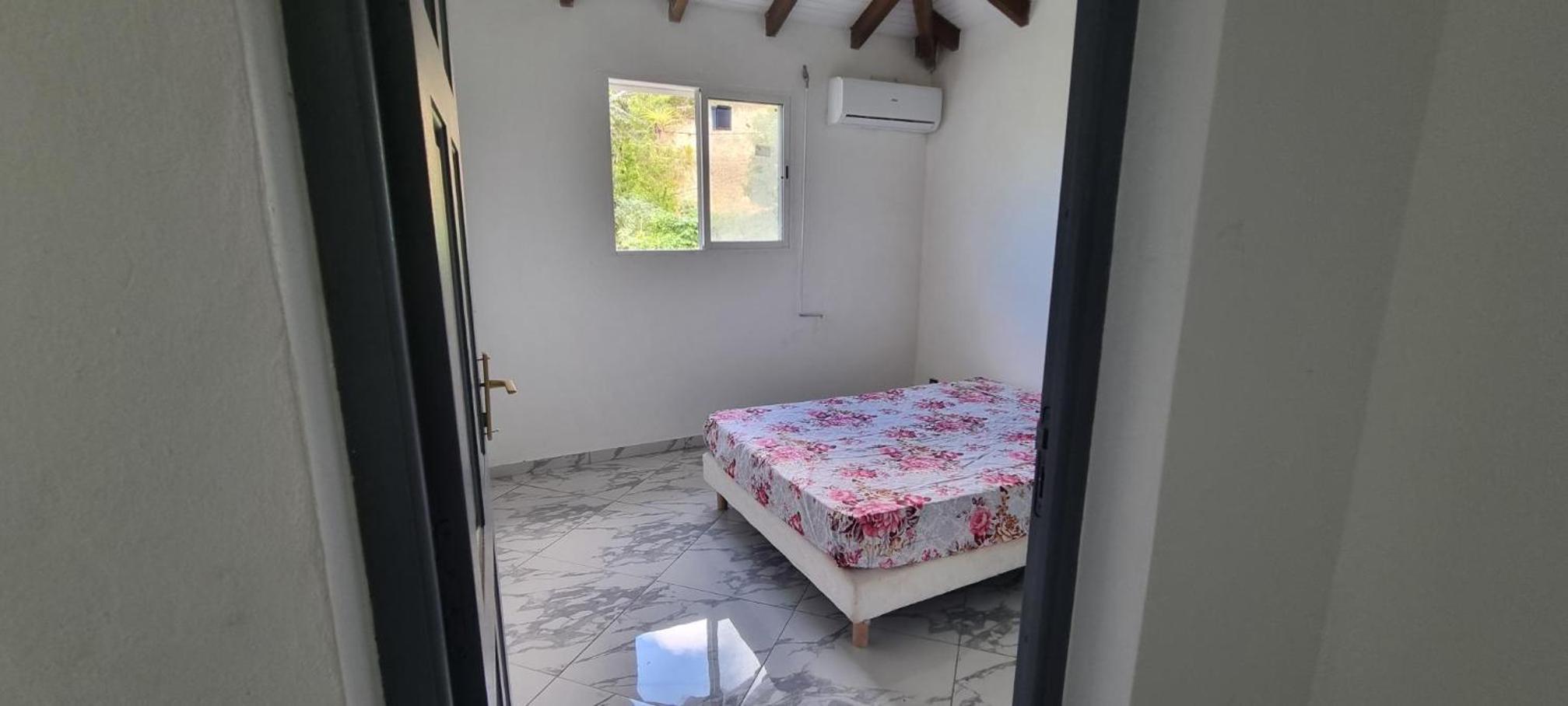 LABROUSSE appartement - possibilité location véhicule