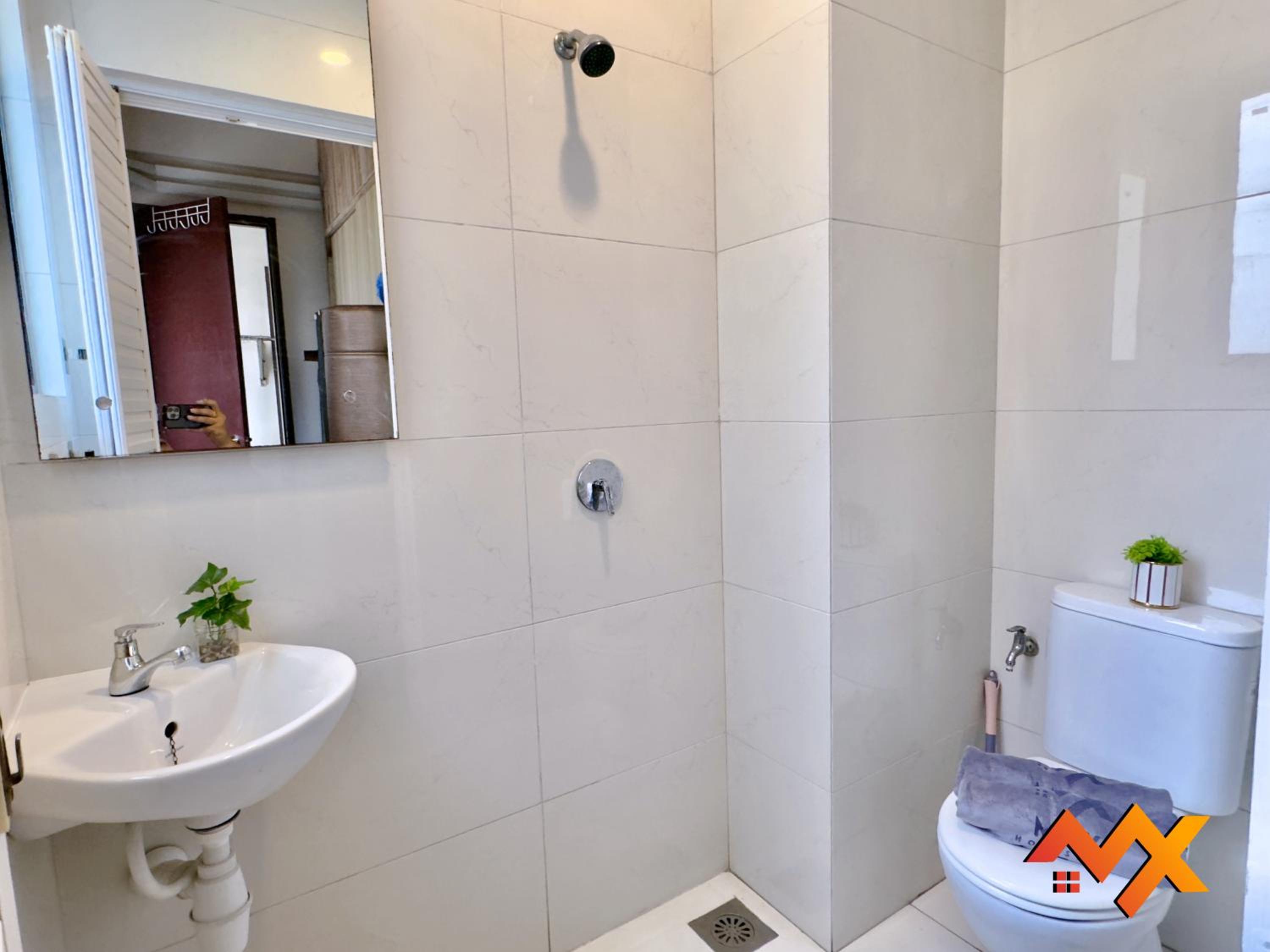 Full Sea View Country Garden Danga Bay 6-13pax Smart TV 70inch-Netflix